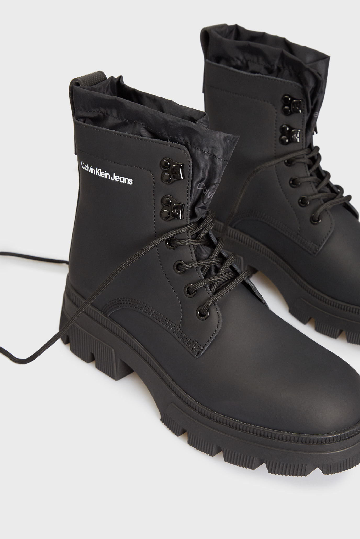 Ботинки CHUNKY COMBAT LACEUP HIKING 7