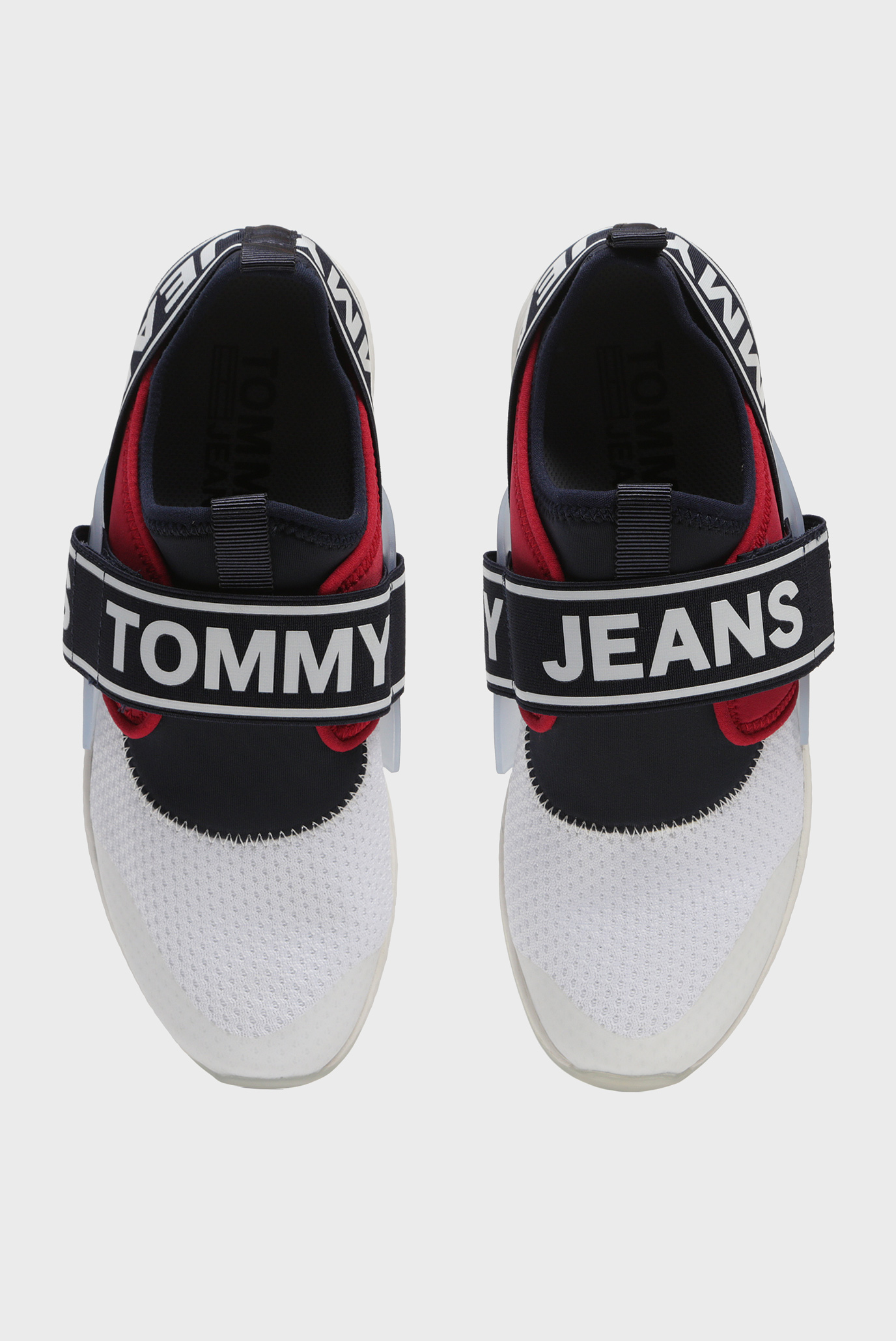 Женские белые кроссовки WMN 8