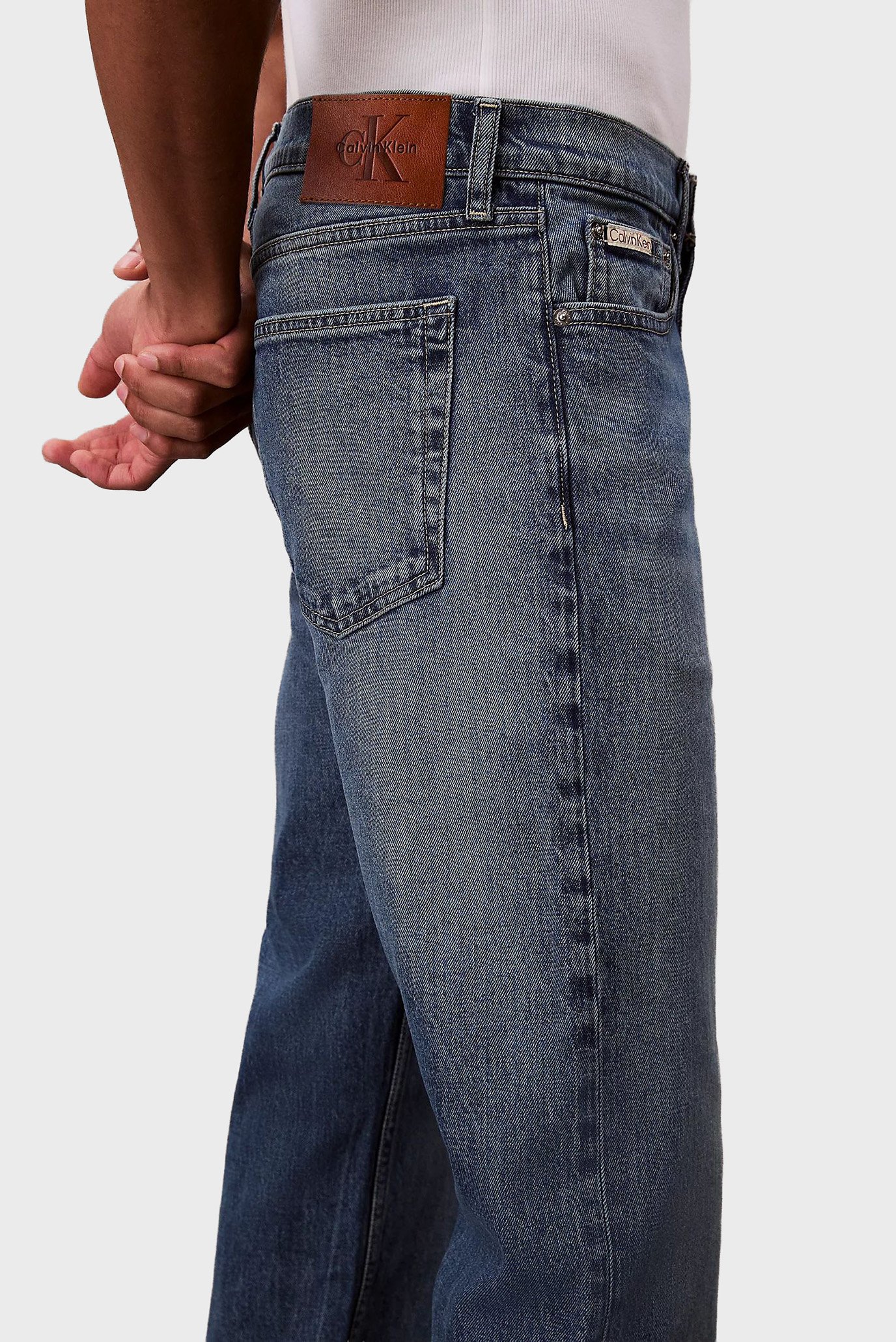 Джинсы STNDRD STRGHT TINTED CK STONE JE 5