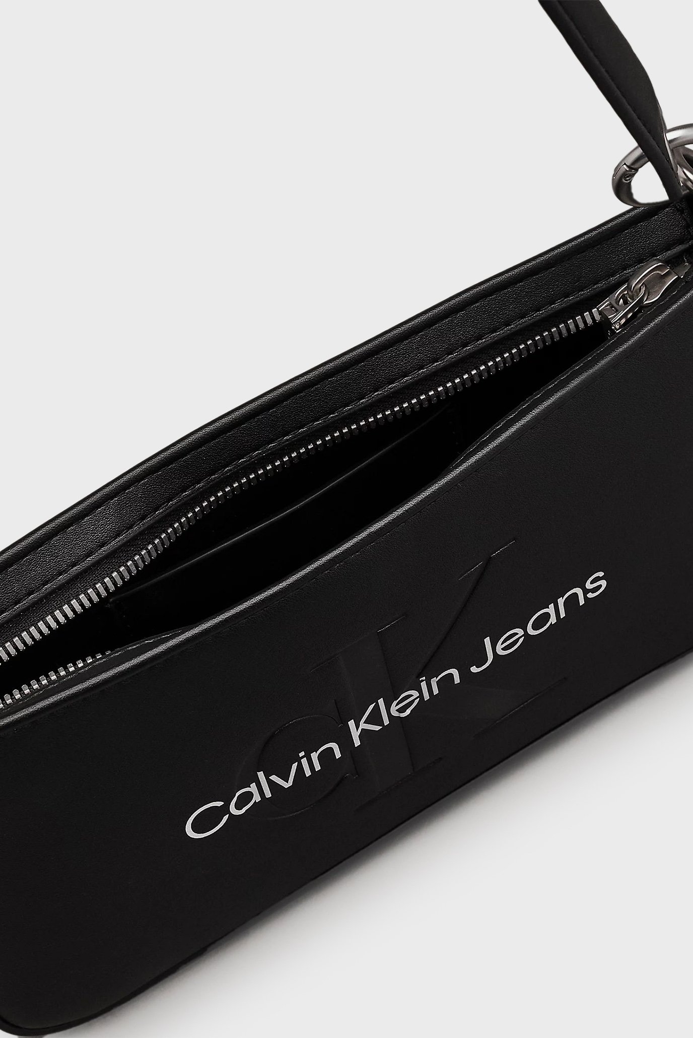 Сумка SCULPTED SHOULDER POUCH25 MONO 4