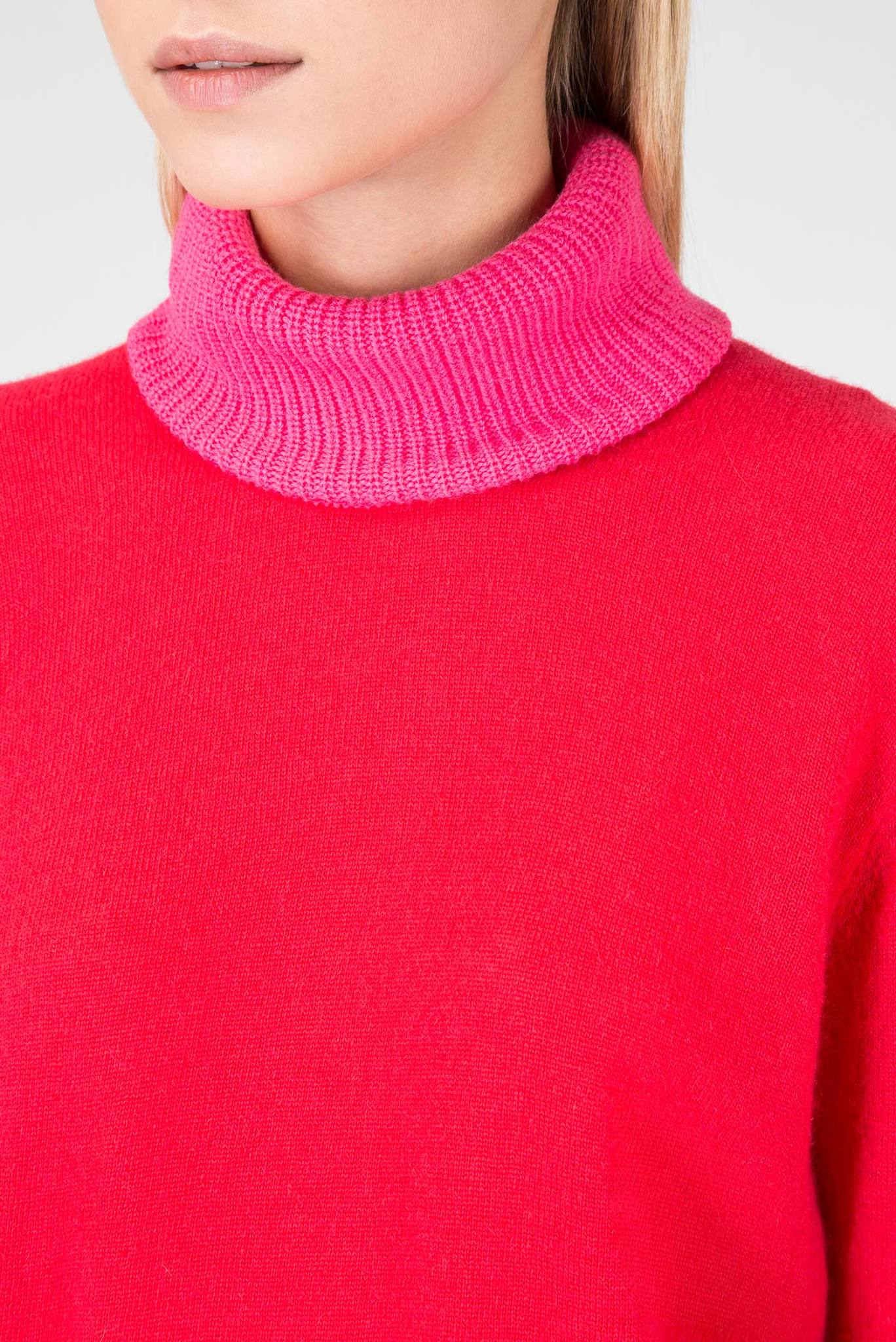 Женский малиновый шерстяной свитер 4