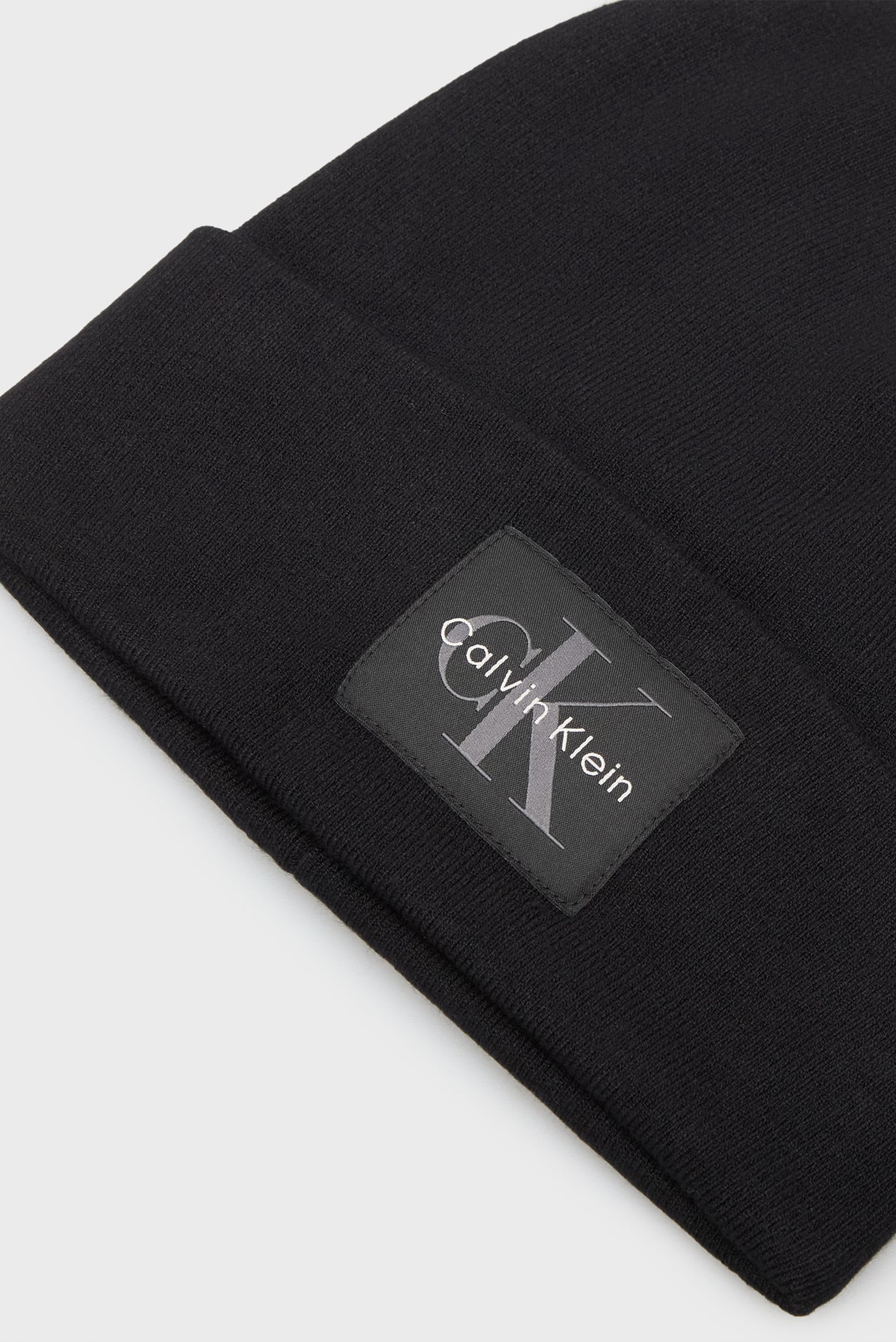 Шапка MONOLOGO PATCH BEANIE 4