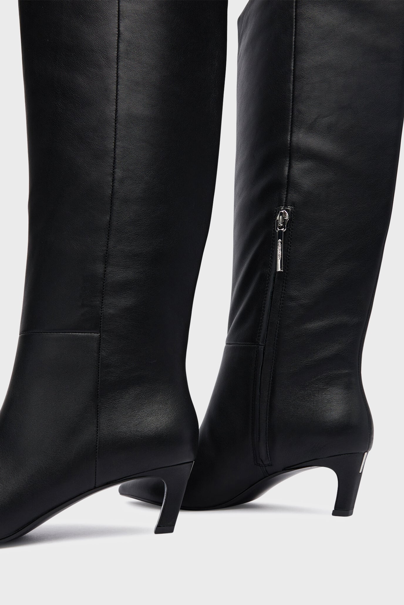 Ботинки ESS KITTEN HEEL LONG BOOTS 6