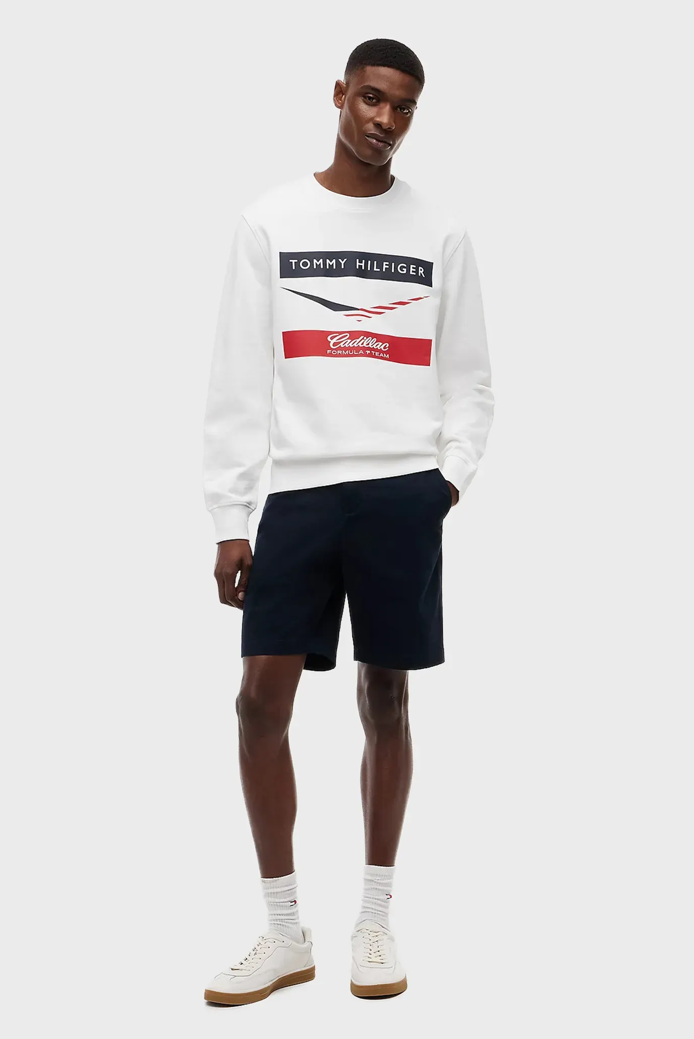 Свитшот/TH X CF1 CHEVRON CREW 2