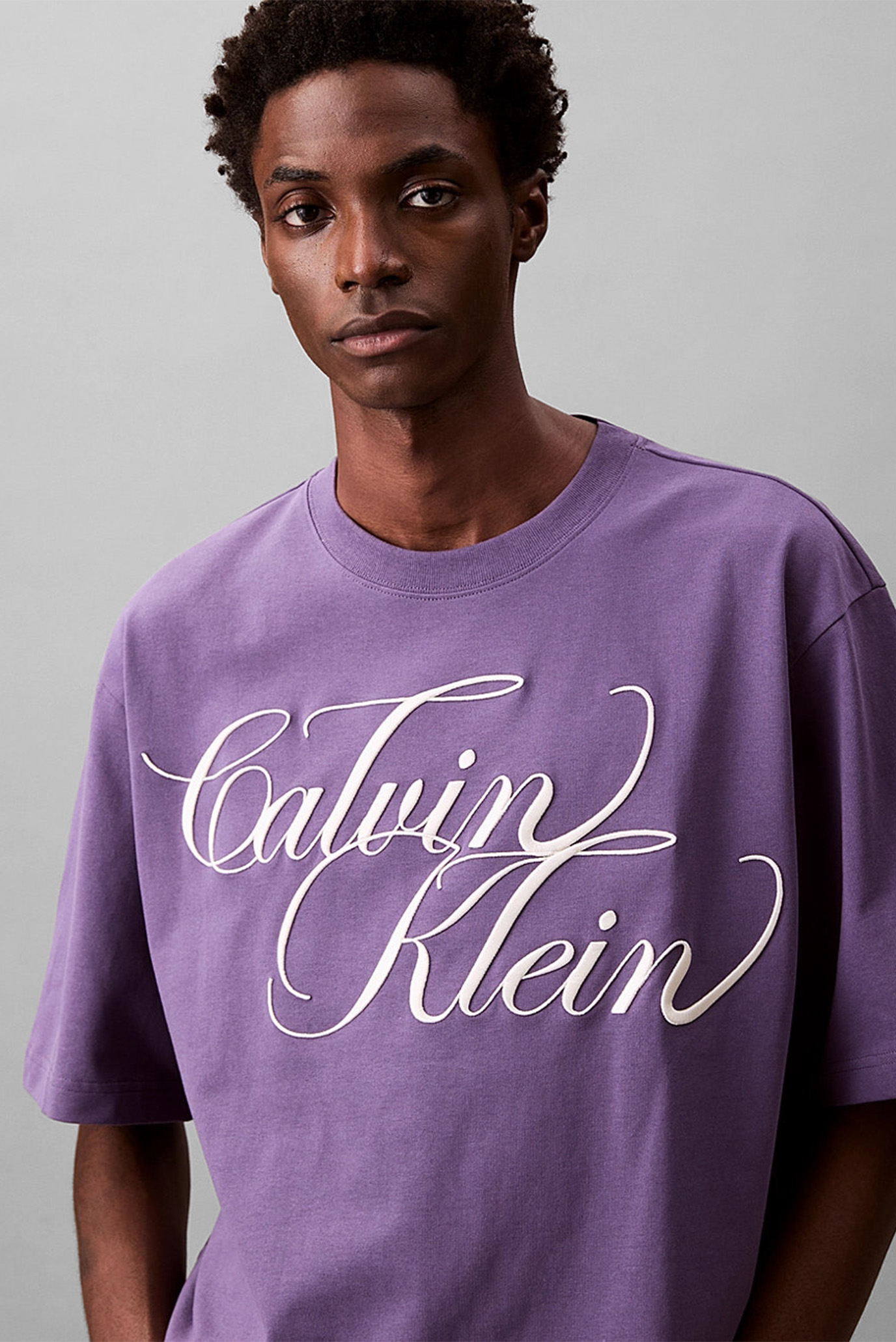 Футболка SS RLXD CTN TEE SIGNATURE GRAPHCCalvin Klein Футболка SS RLXD CTN TEE SIGNATURE GRAPHC 2