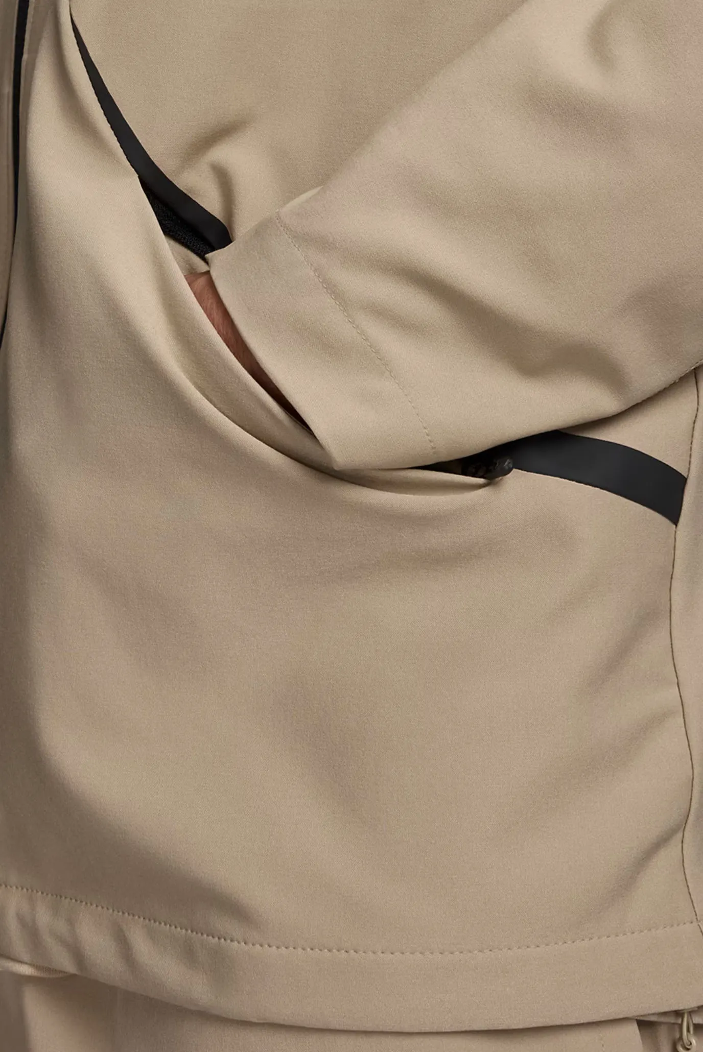Лонгслив UA Unstoppable Woven Jacket-BRN 2