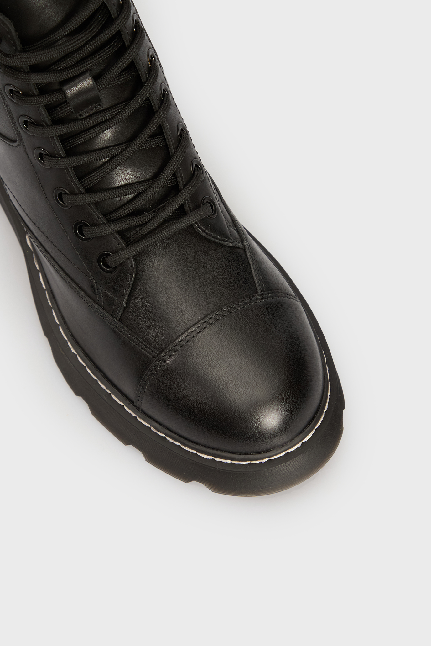 Женские черные кожаные ботинки 4