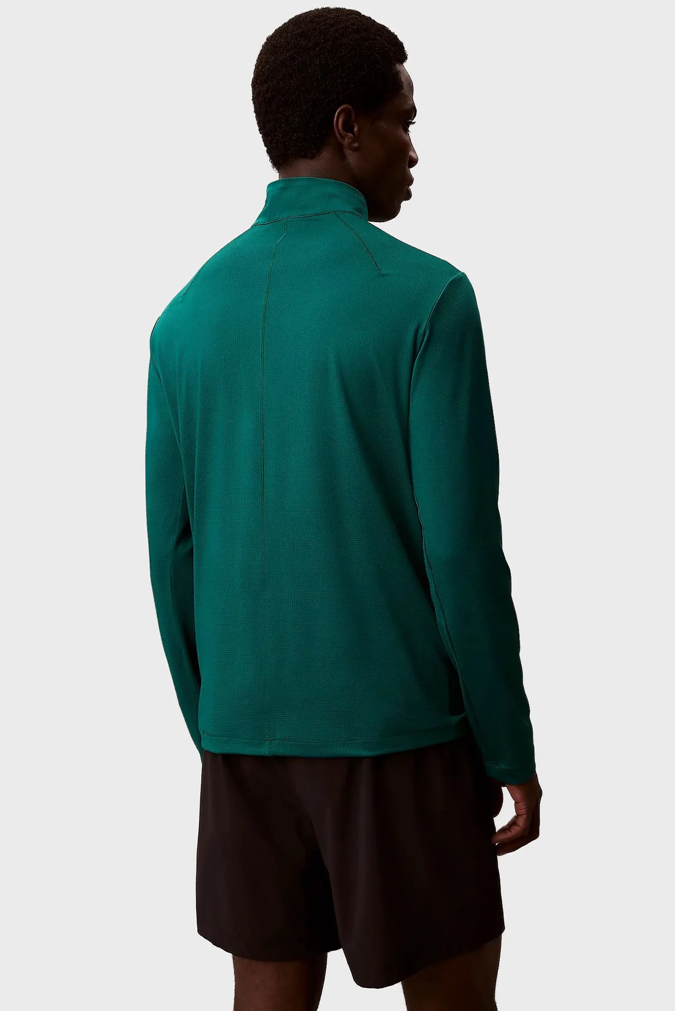 Шорты WOVEN SHORT 4