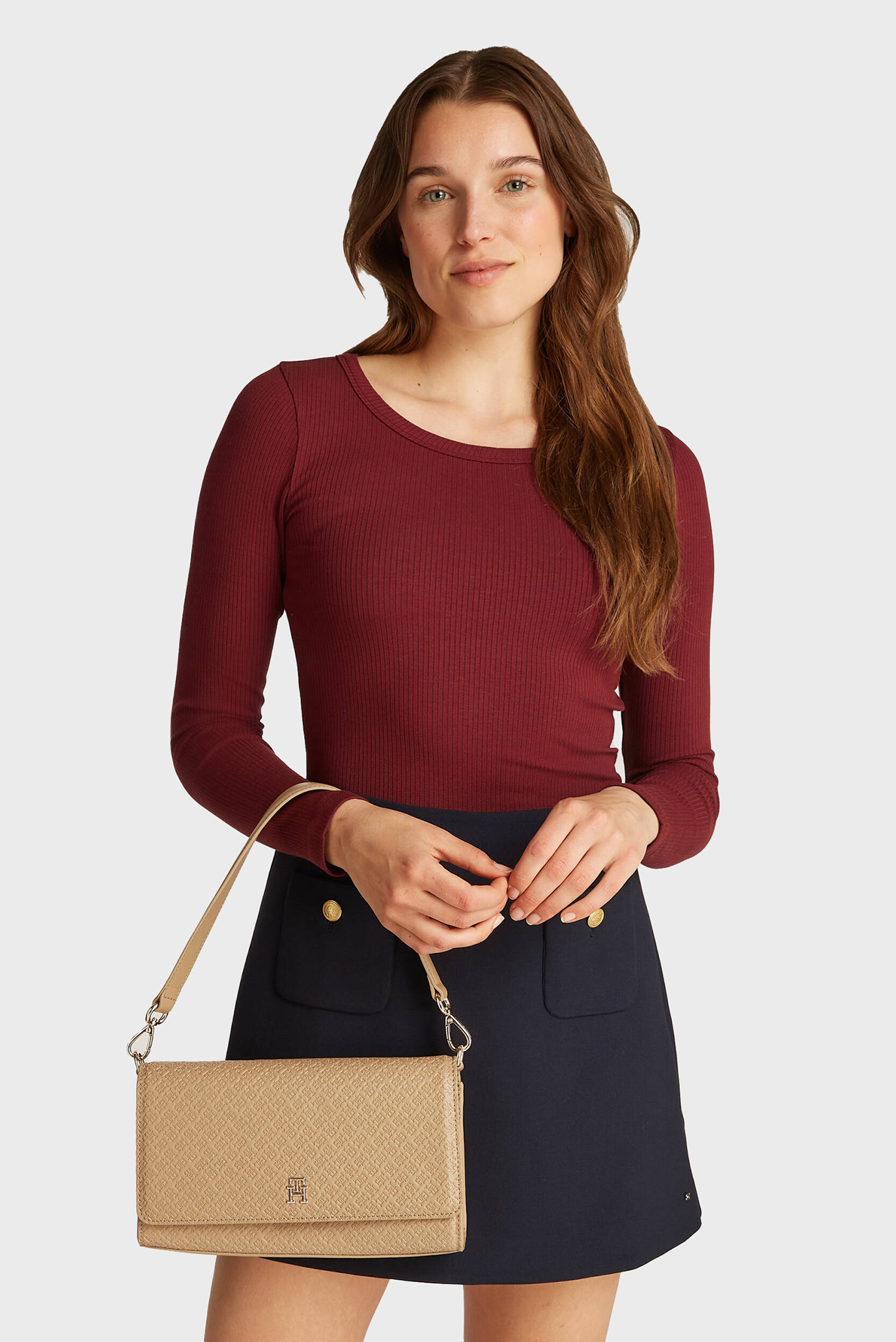 Женская бежевая сумка с узором TH ETERNITY SHOULDER BAG MONO 2