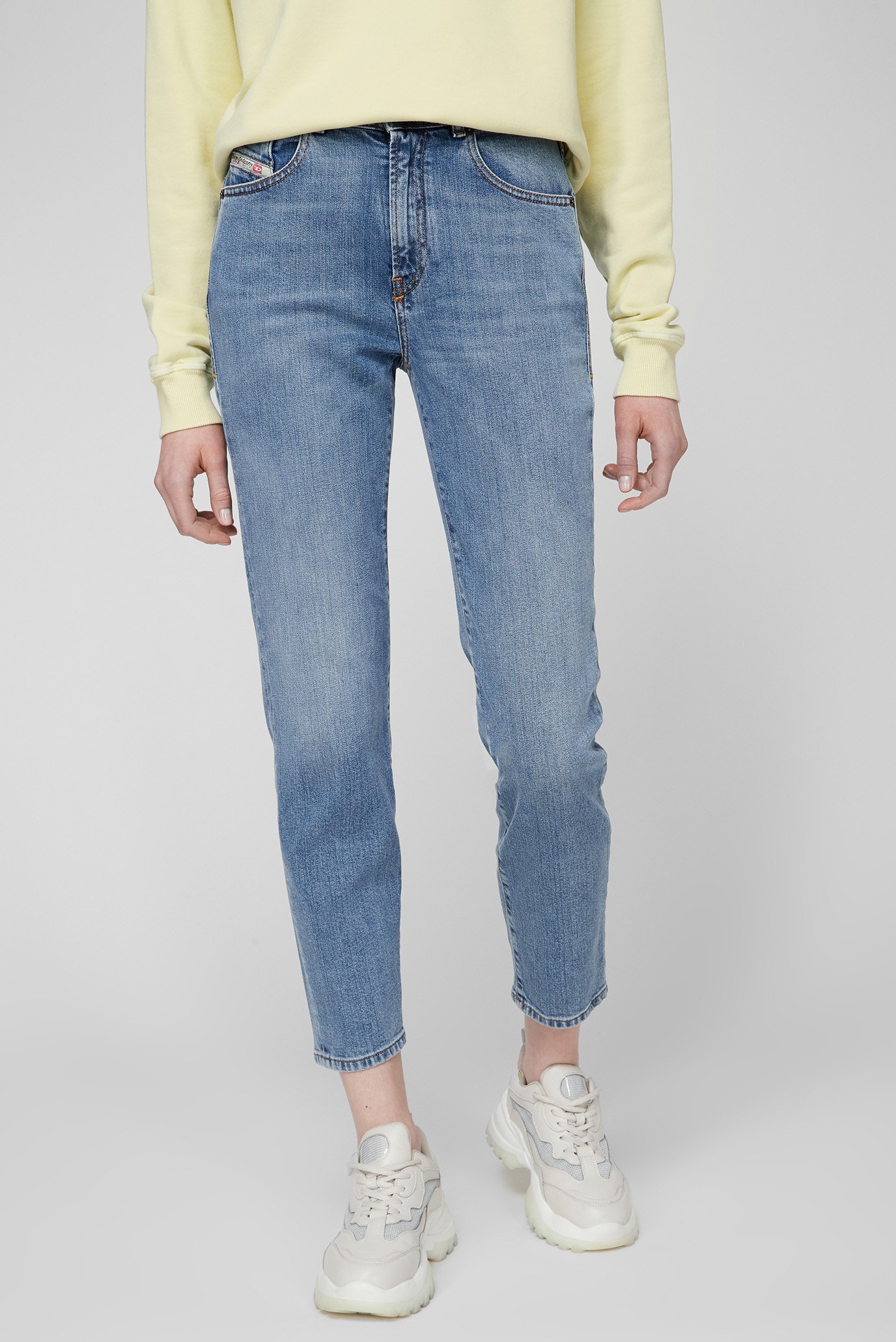 Женские синие джинсы 9