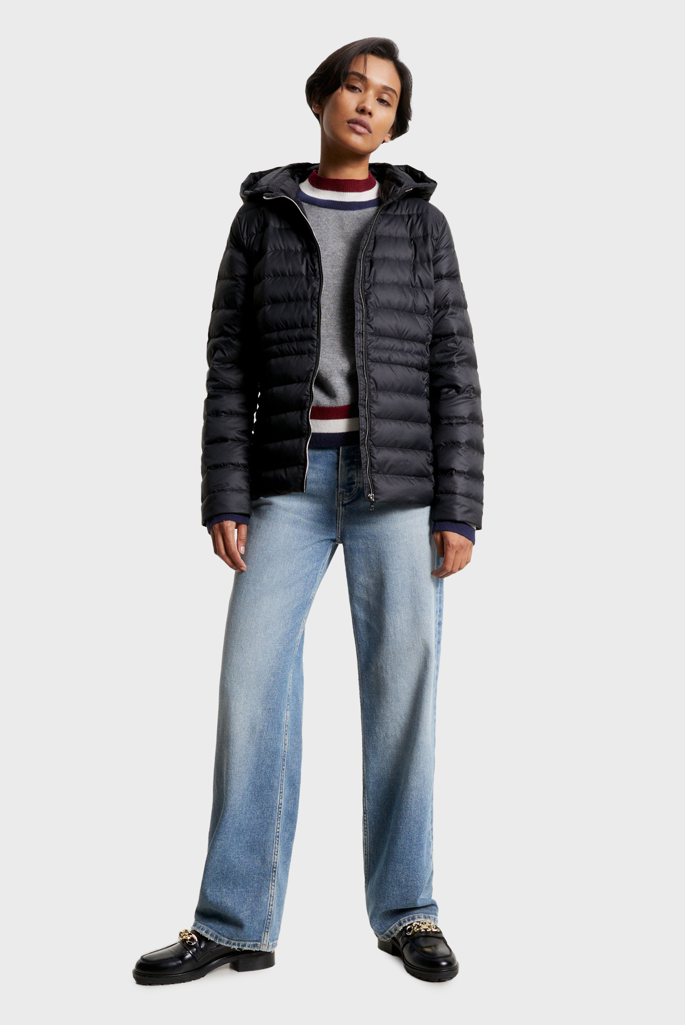 Женский черный пуховик FEMININE LW DOWN 8