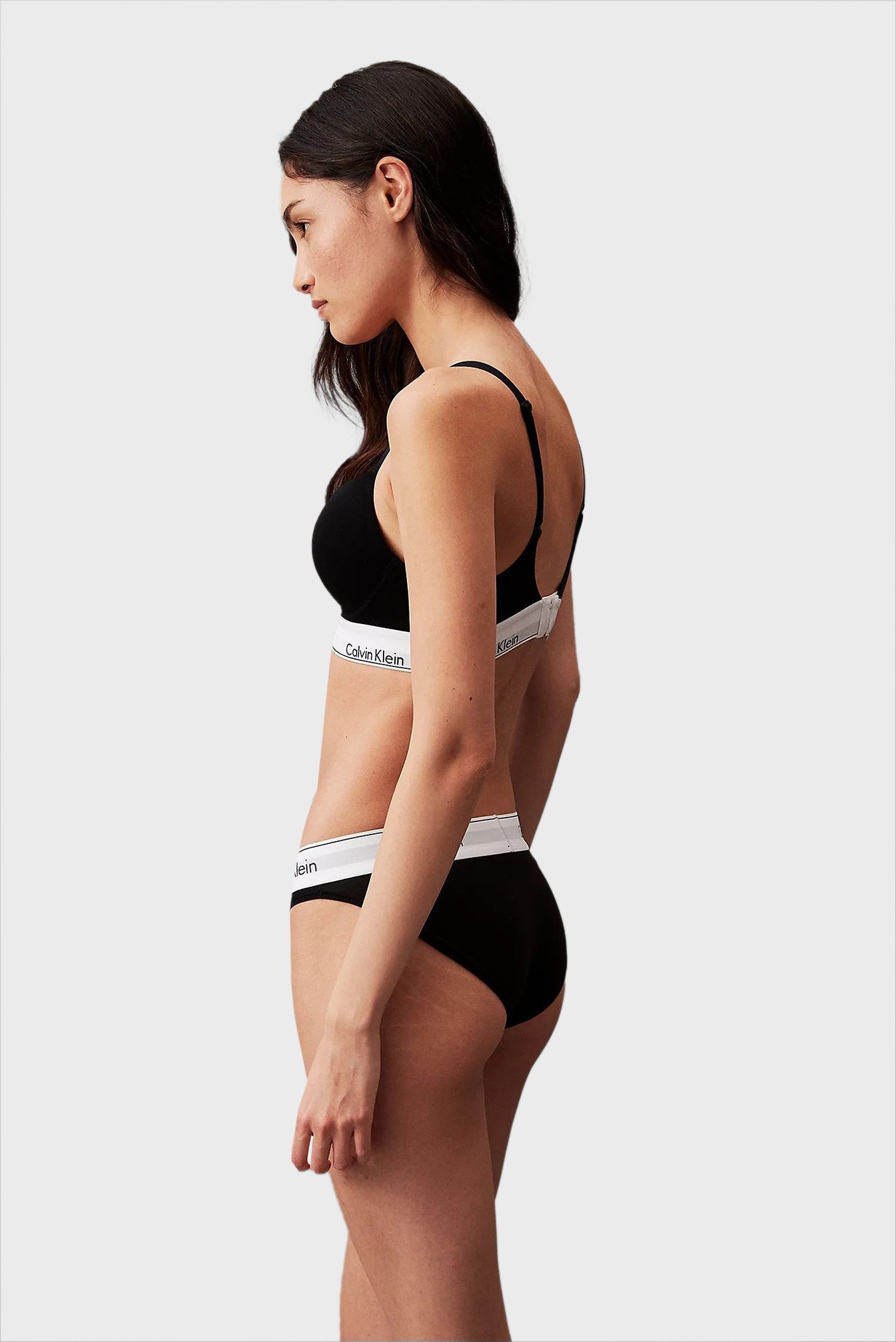 Женский черный бюстгальтер PLUNGE PUSH UPCalvin Klein Женский черный бюстгальтер PLUNGE PUSH UP 4