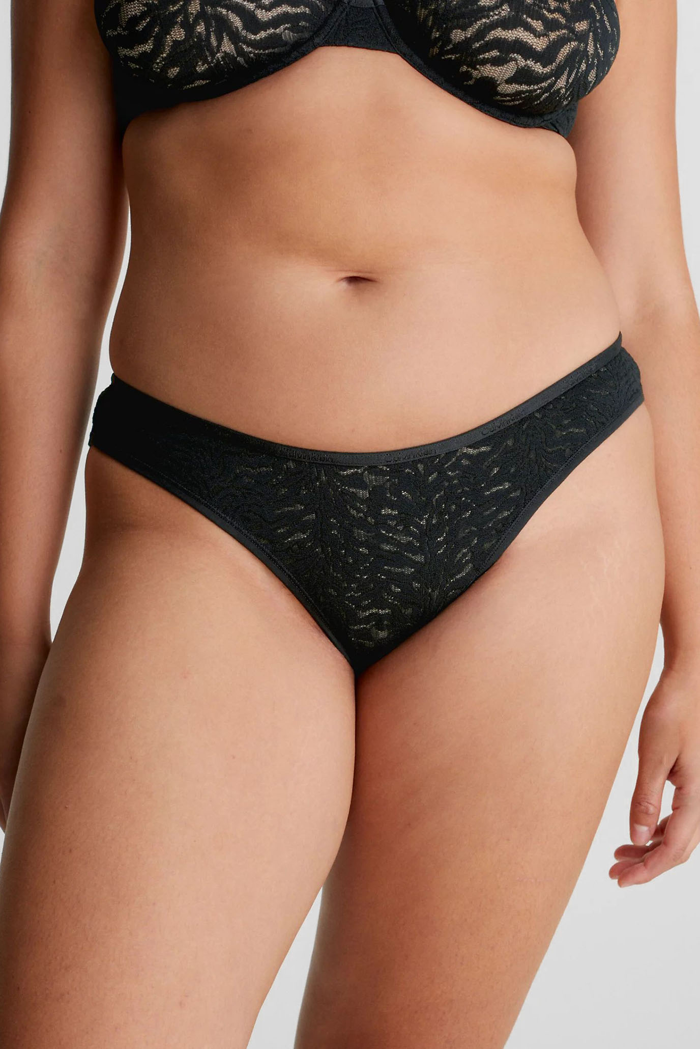 Женские черные трусики BIKINI 3