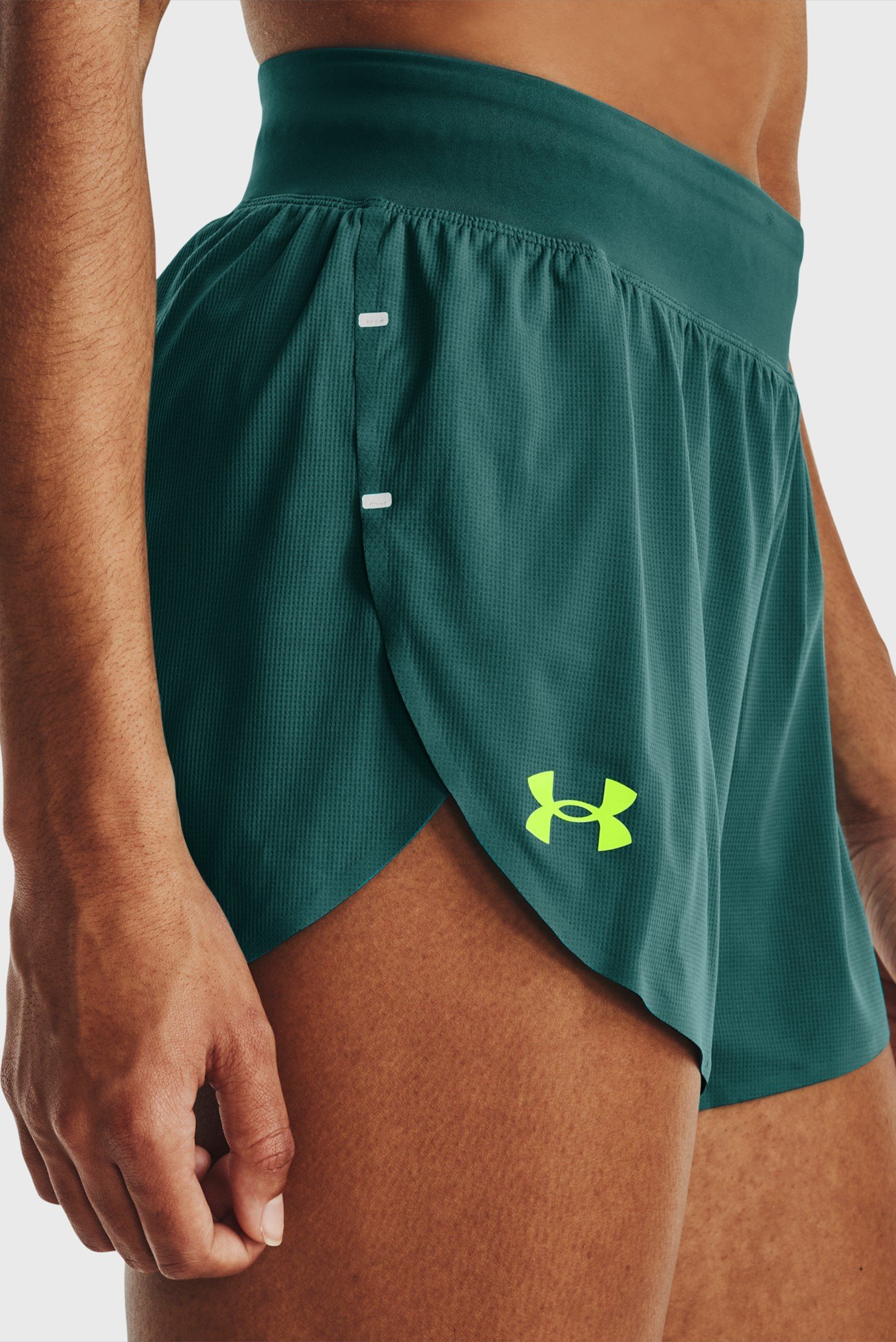 Шорты UA LIGHTER THAN AIR Short 4