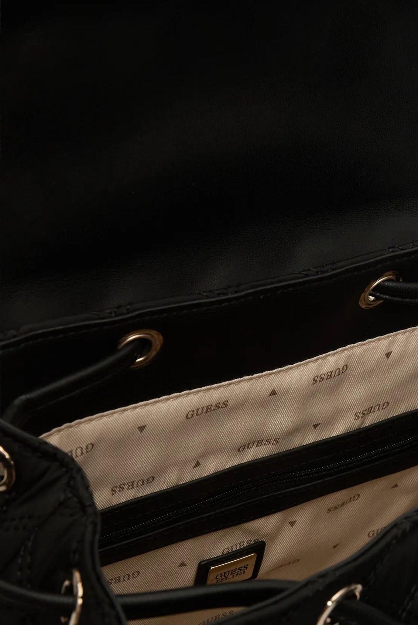 Рюкзак GIULLY II FLAP BACKPACK 4