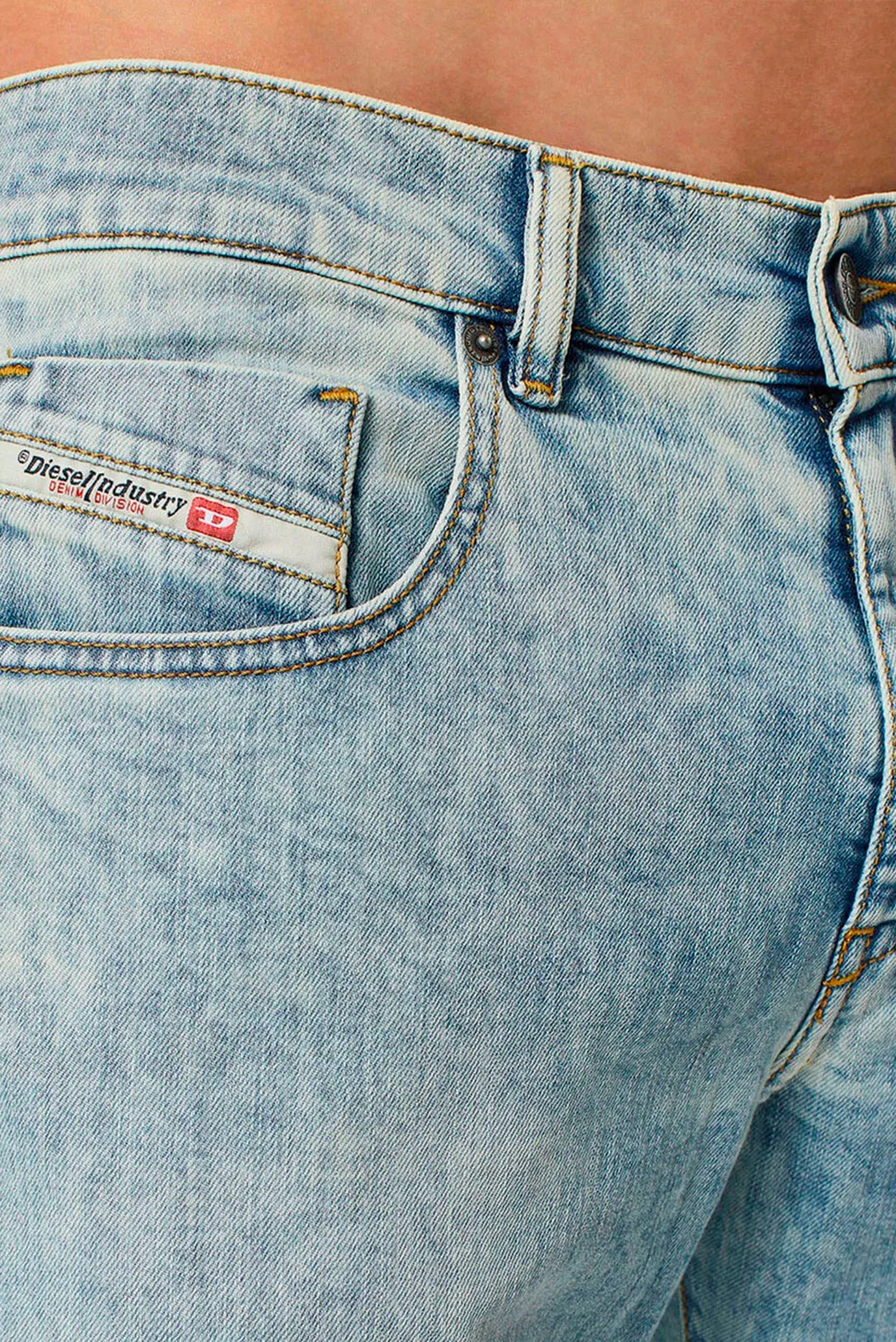 Джинсы 2019 D-STRUKT L.32 TROUSERS 4