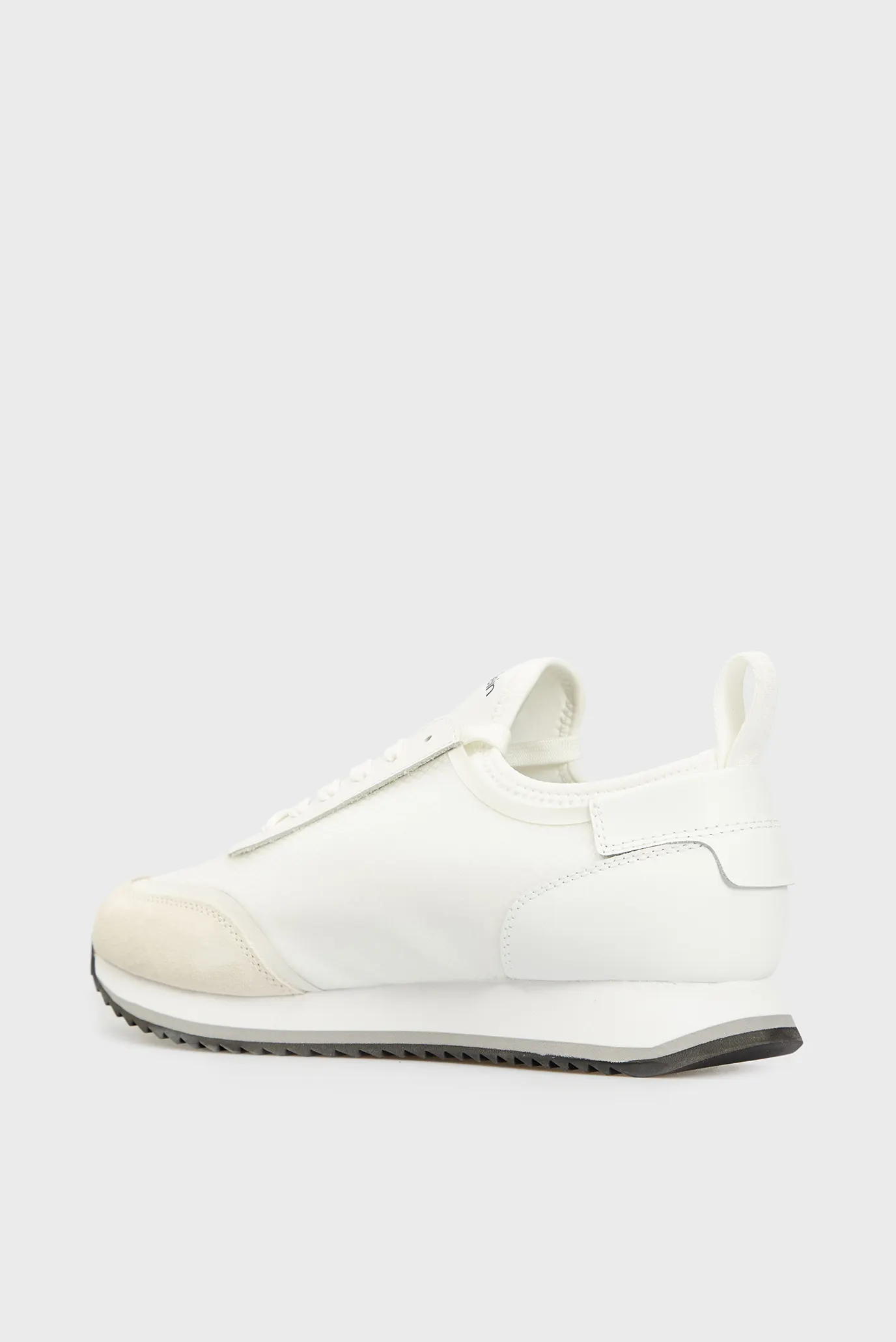 Мужские белые кроссовки 10