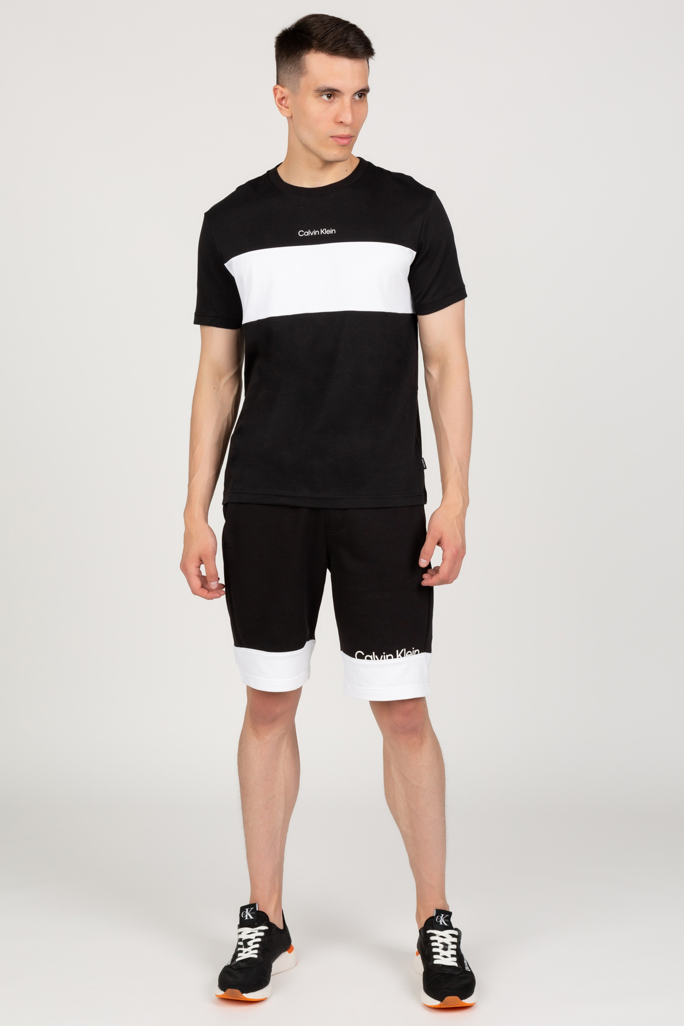 Футболка COLOR BLOCKING LOGO T-SHIRT Calvin Klein Футболка COLOR BLOCKING LOGO T-SHIRT 5