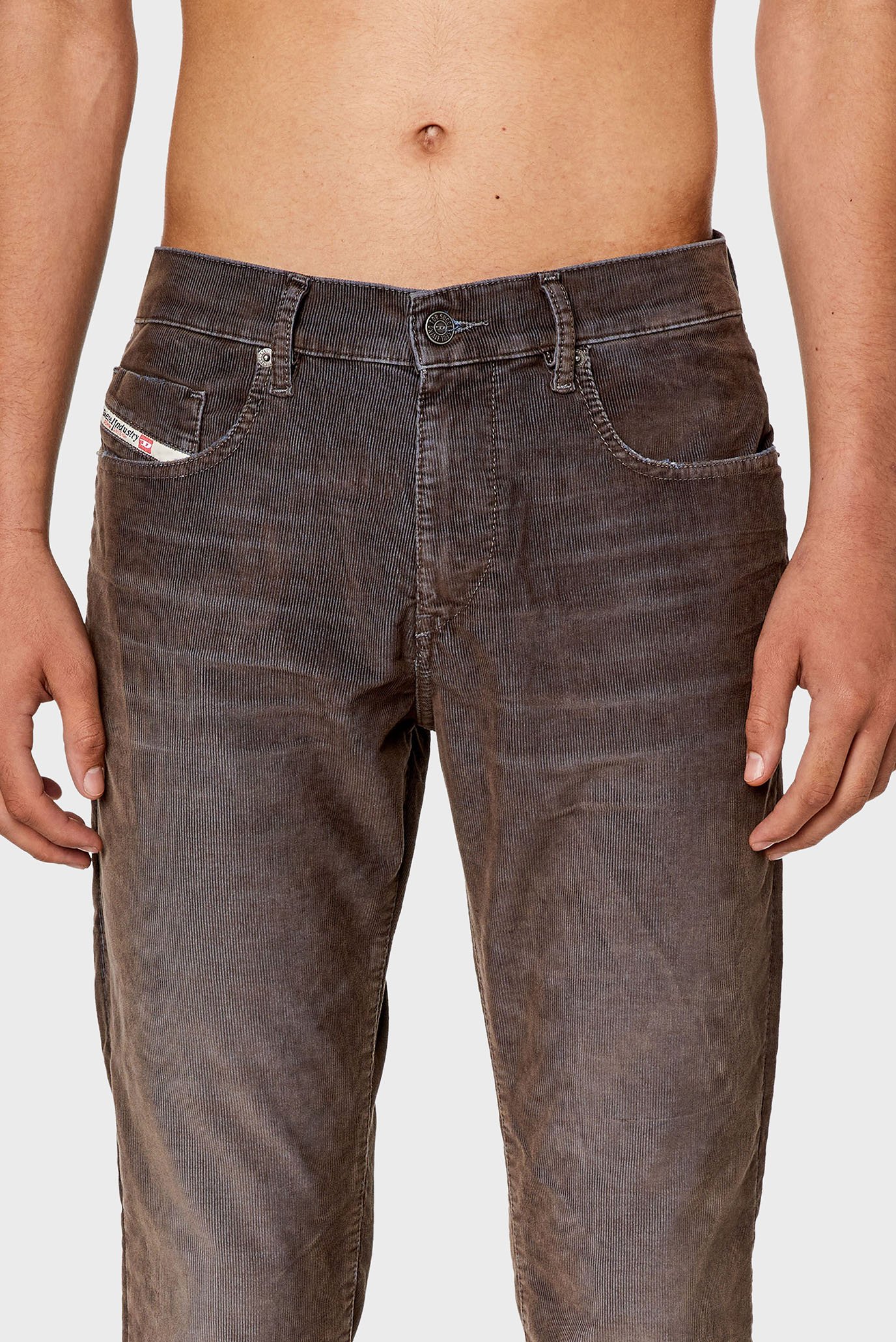 Джинсы 2019 D-STRUKT L.32 TROUSERS 4