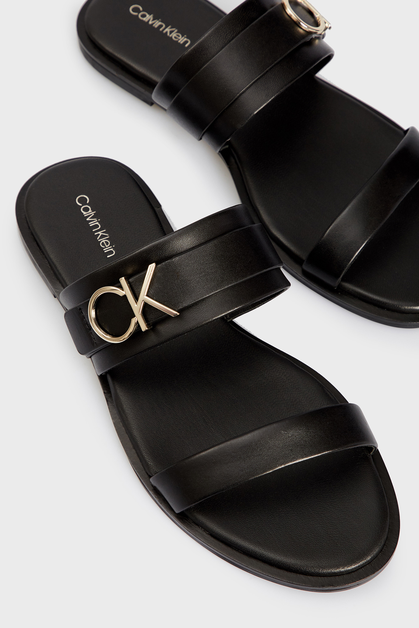 Женские черные кожаные слайдеры ALMOND FLAT 7