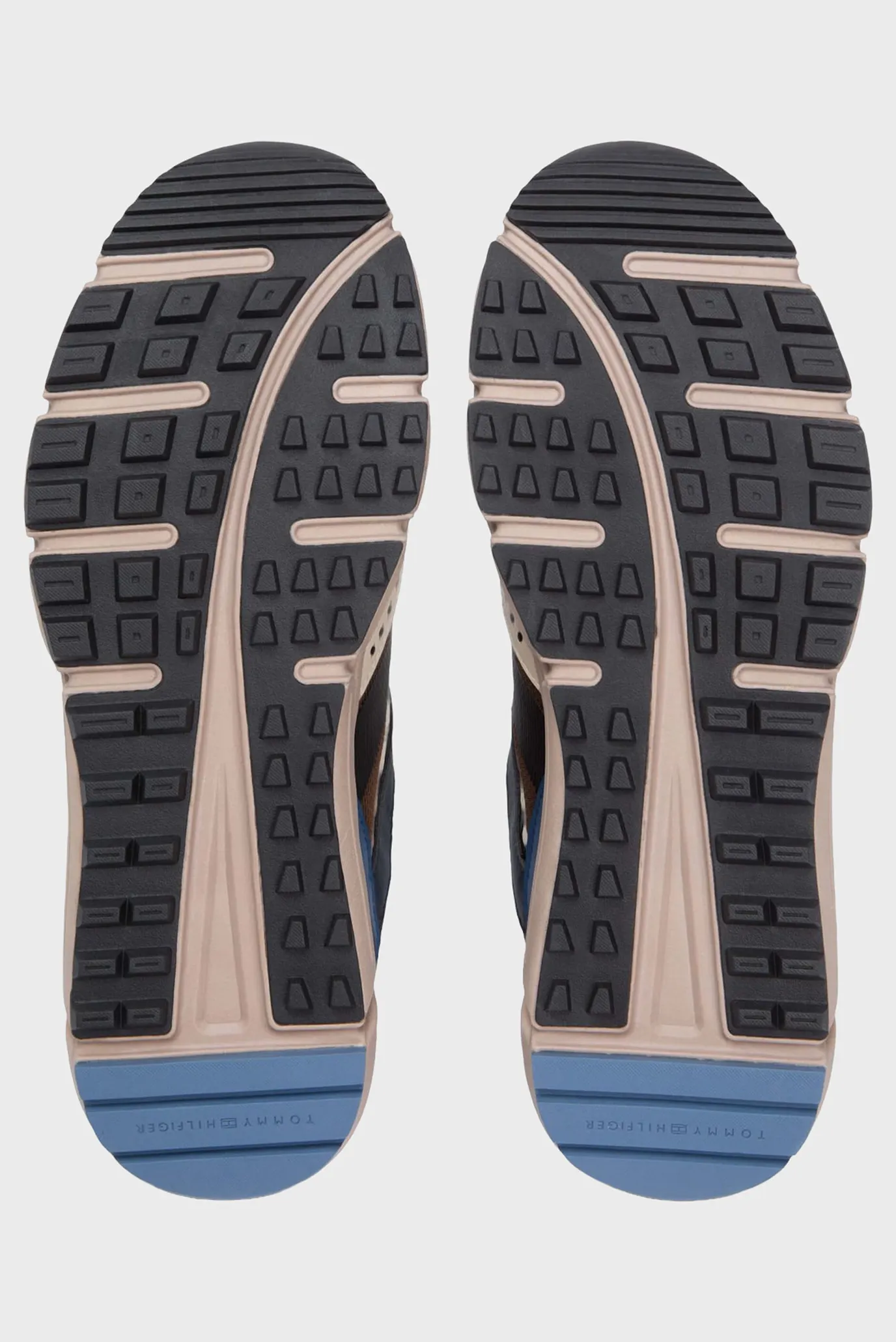 Кроссовки OUTDOOR SNEAKER TECH MIX 7