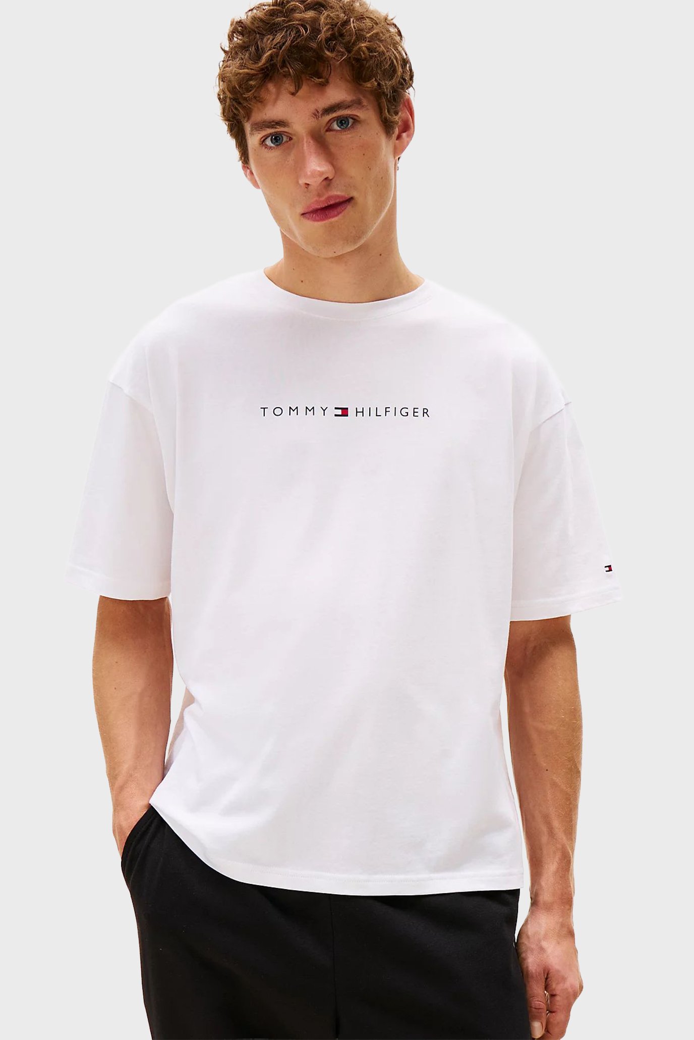 Футболка SS TEE CONT. LOGO 1