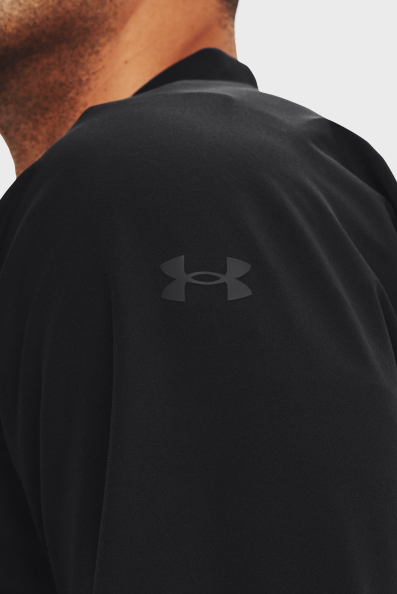 Лонгслив UA Unstoppable Bomber 10