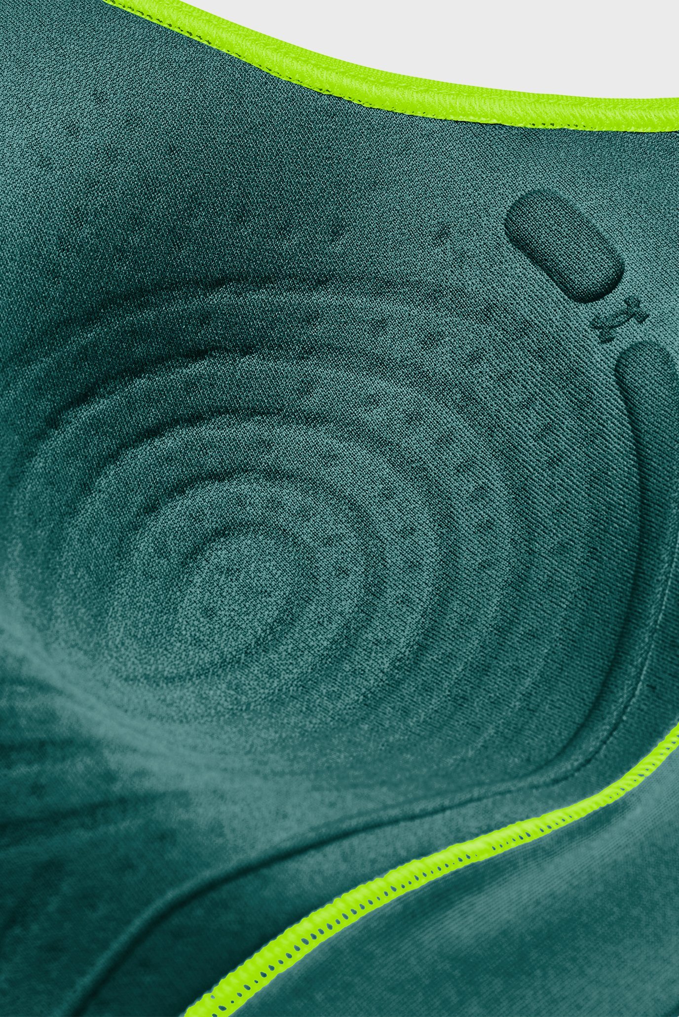 Топ UA Infinity Crossover High 3