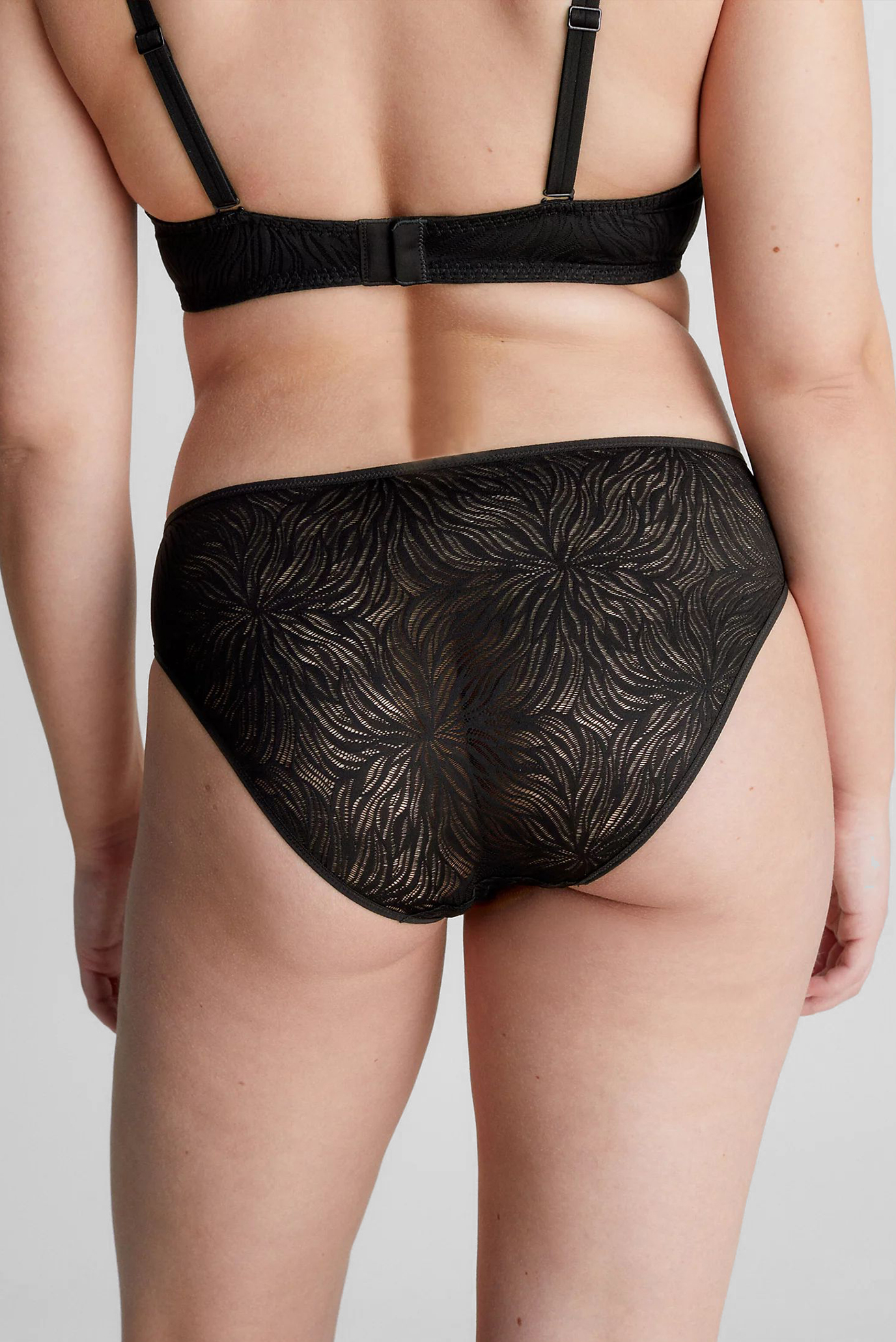 Женские черные трусикиCalvin Klein Женские черные трусики 15
