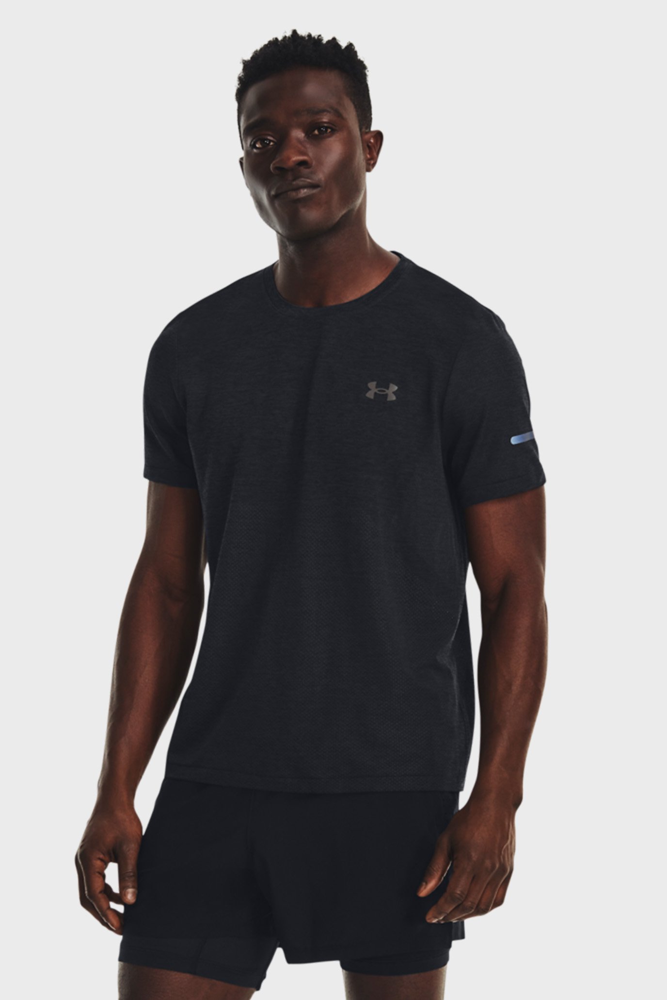 Мужская черная футболка UA SEAMLESS STRIDE SS 1