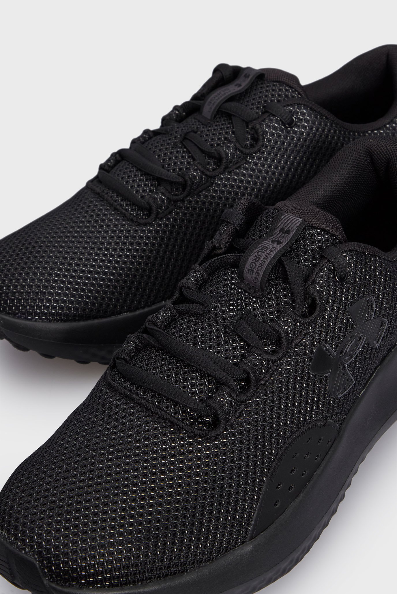 Кроссовки UA Charged Surge 4 5