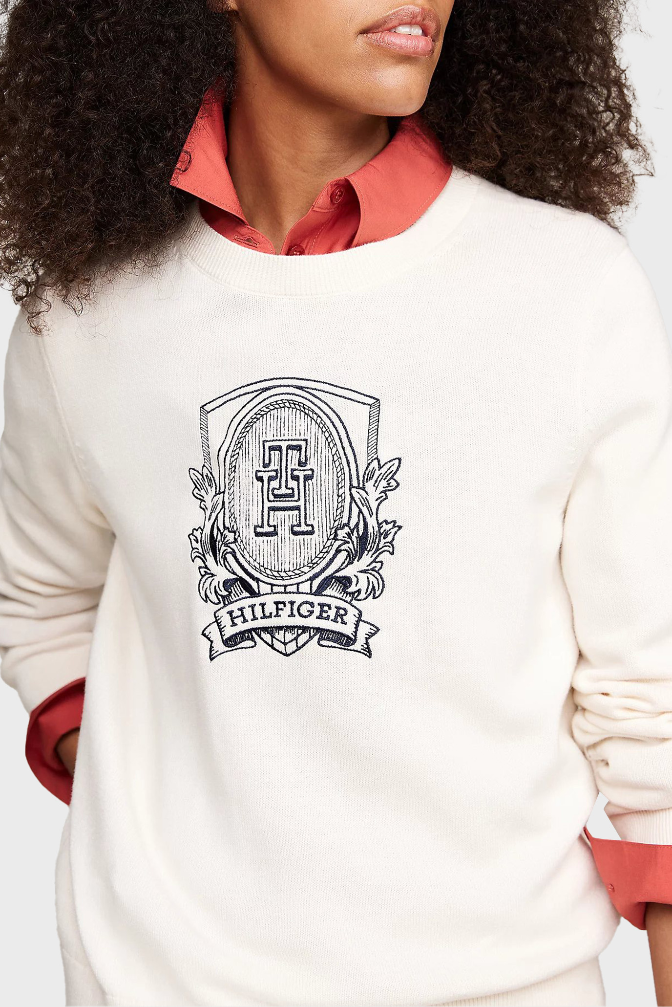 Женский белый джемпер CREST GRAPHIC C-NK 4