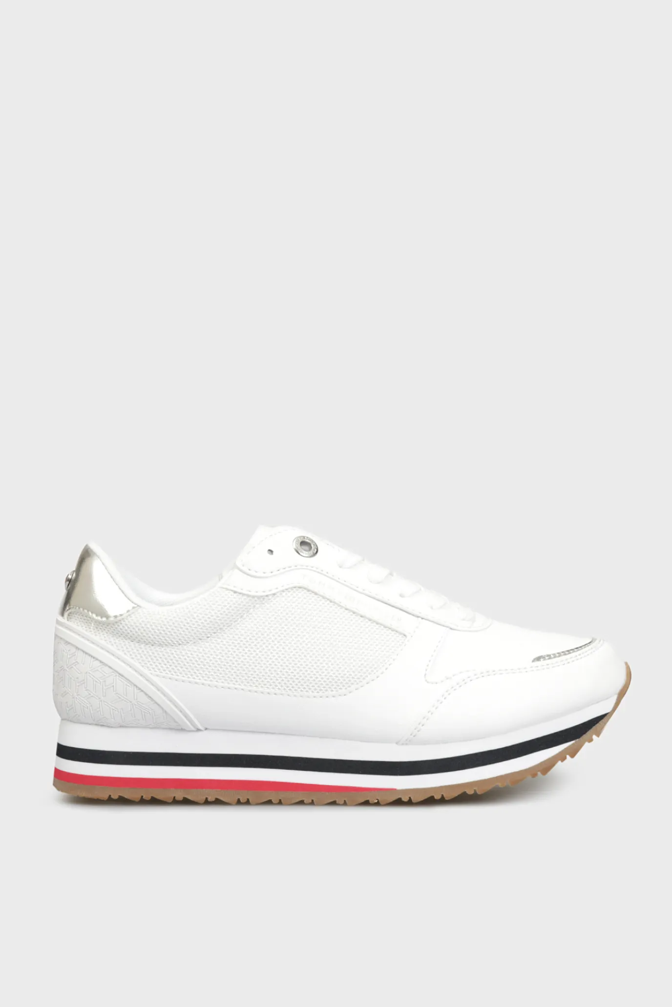 Женские белые кроссовки MONOGRAM 6