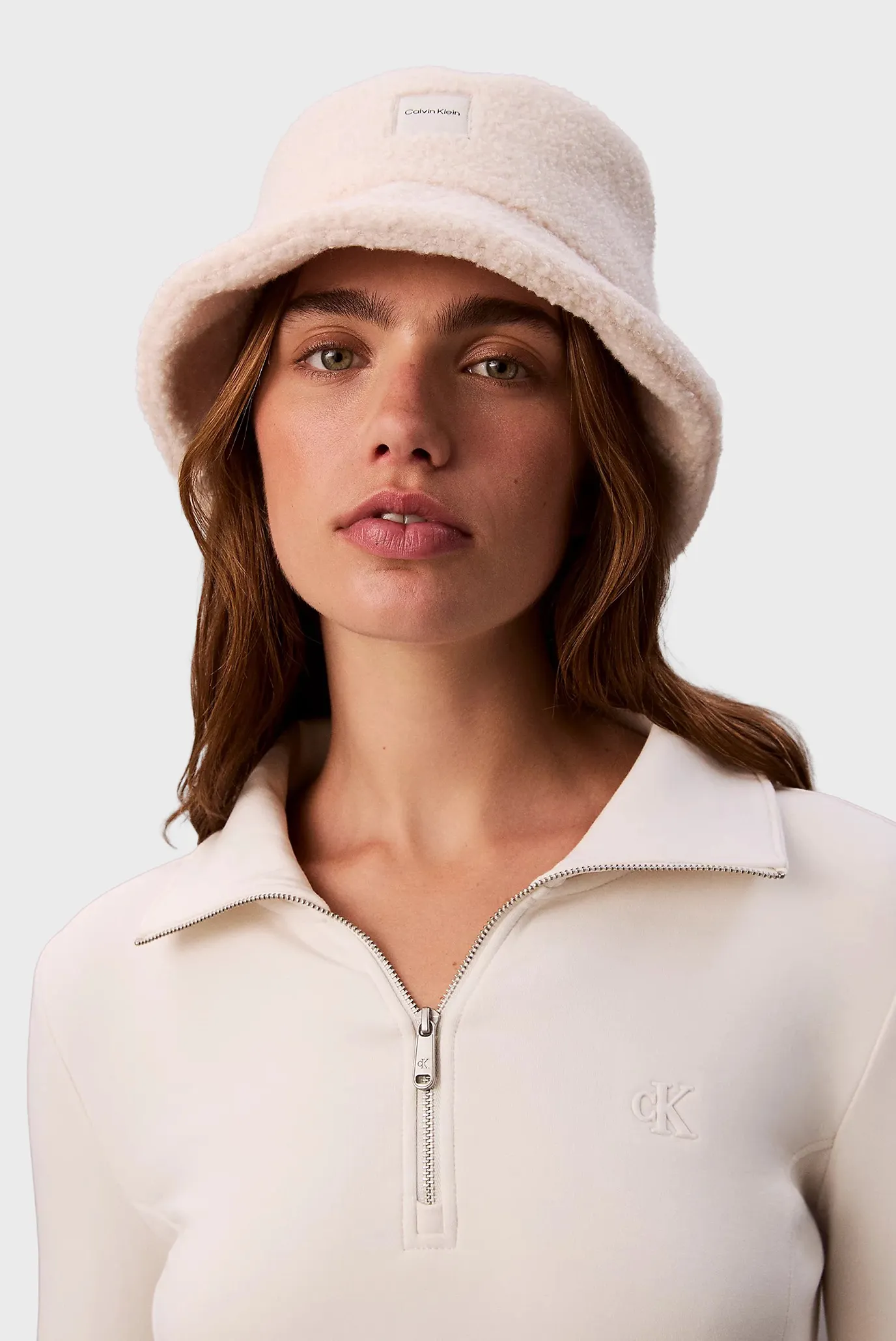 Панамка BOUCLE w PATCH BUCKET 2