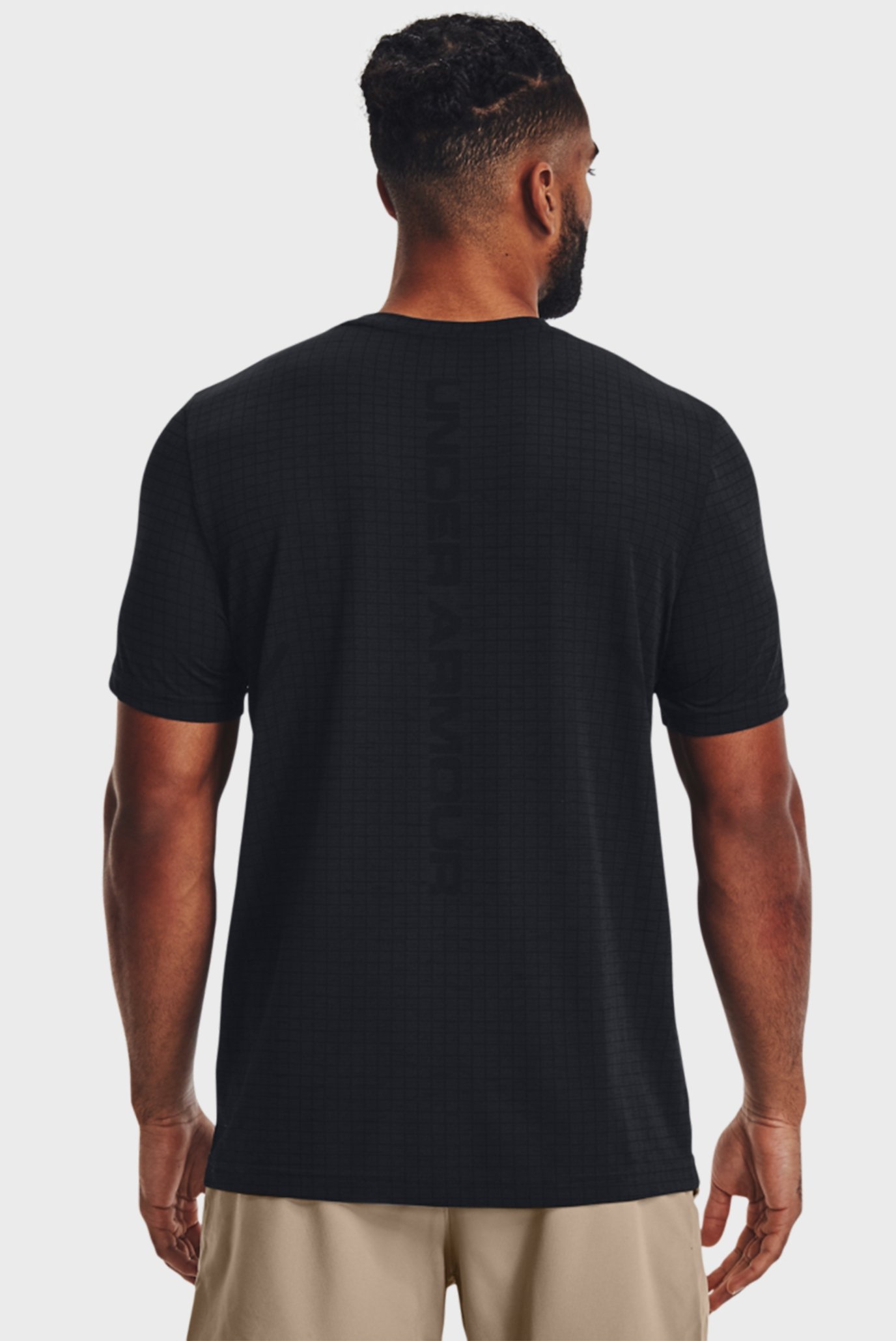 Мужская черная футболка в клетку UA Seamless Grid SS 3