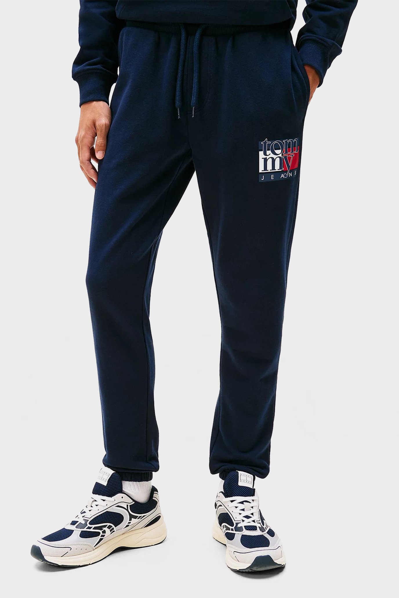 Штаны спортивные TJM SLIM RWB FLAG SWEATPANT 1