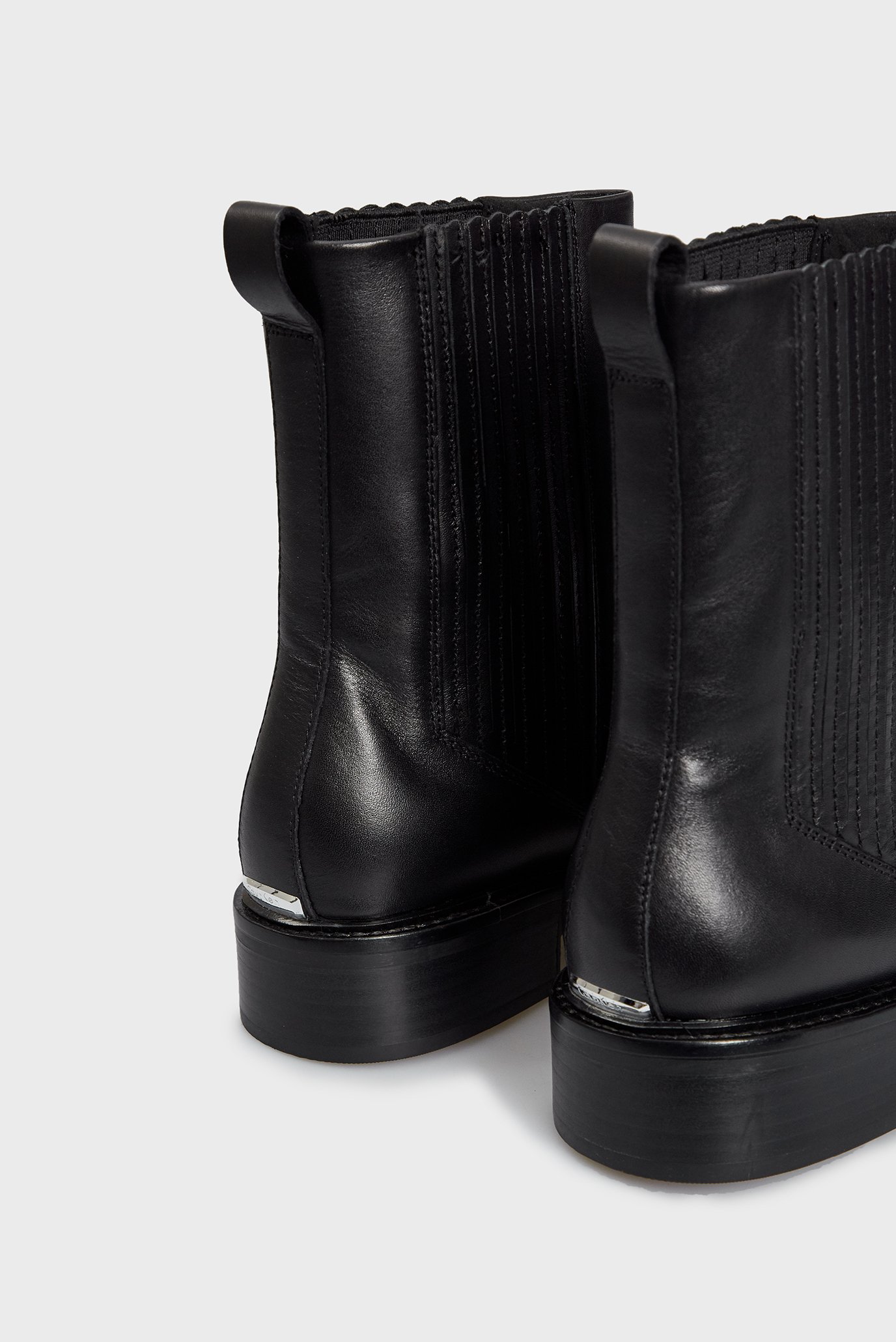 Женские черные кожаные челси 5