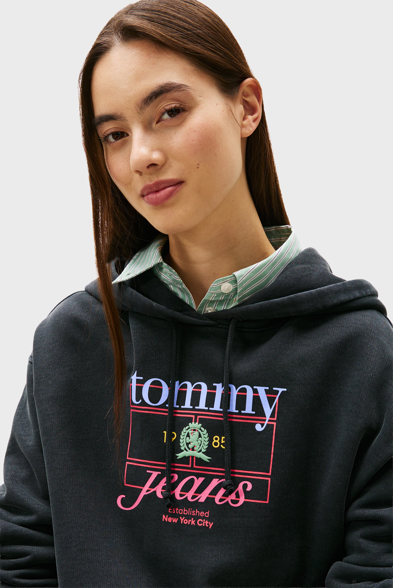 Худи TJW CREST FLAG HOODIE 4