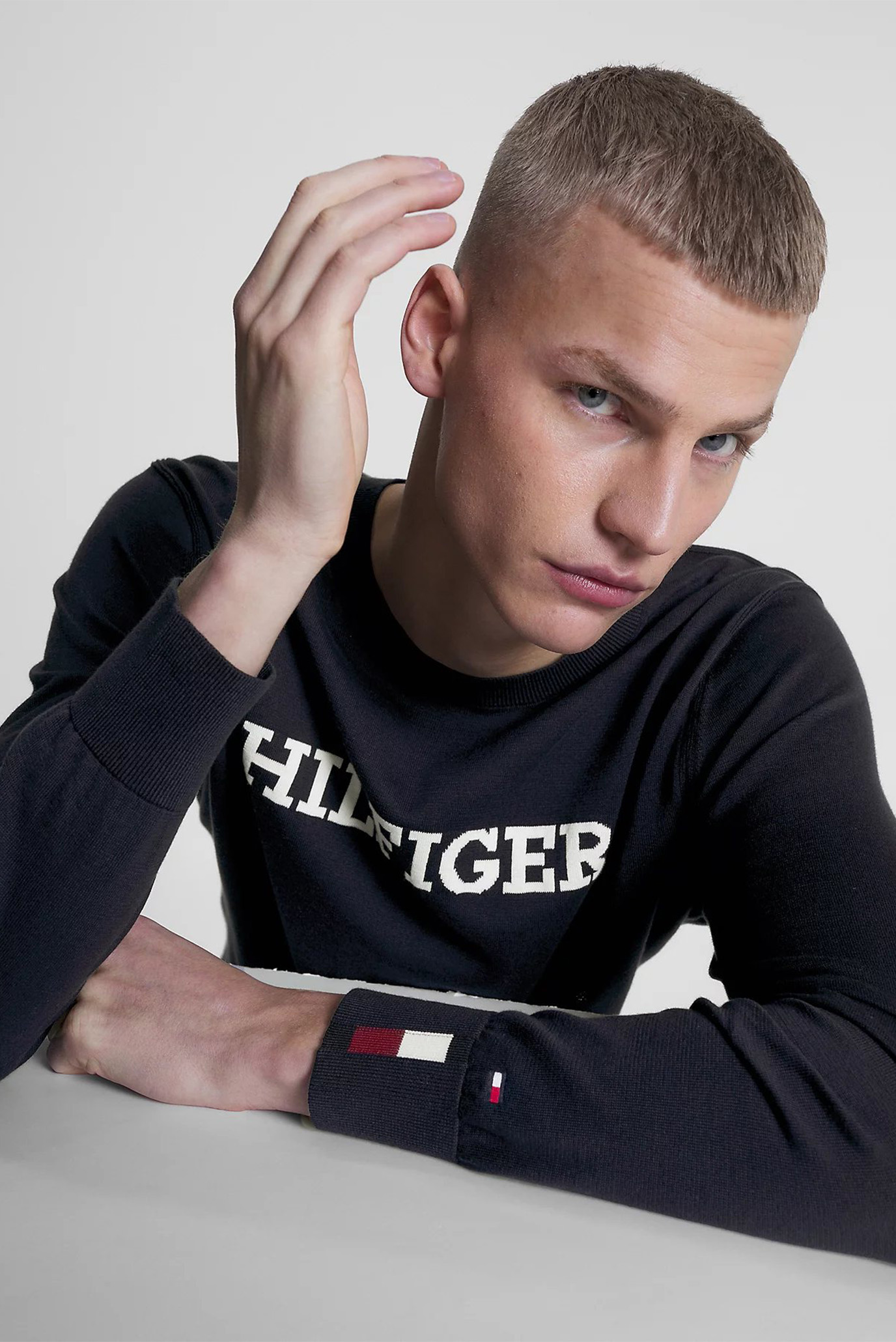 Свитер MONOTYPE GRAPHIC CREW NECK 4