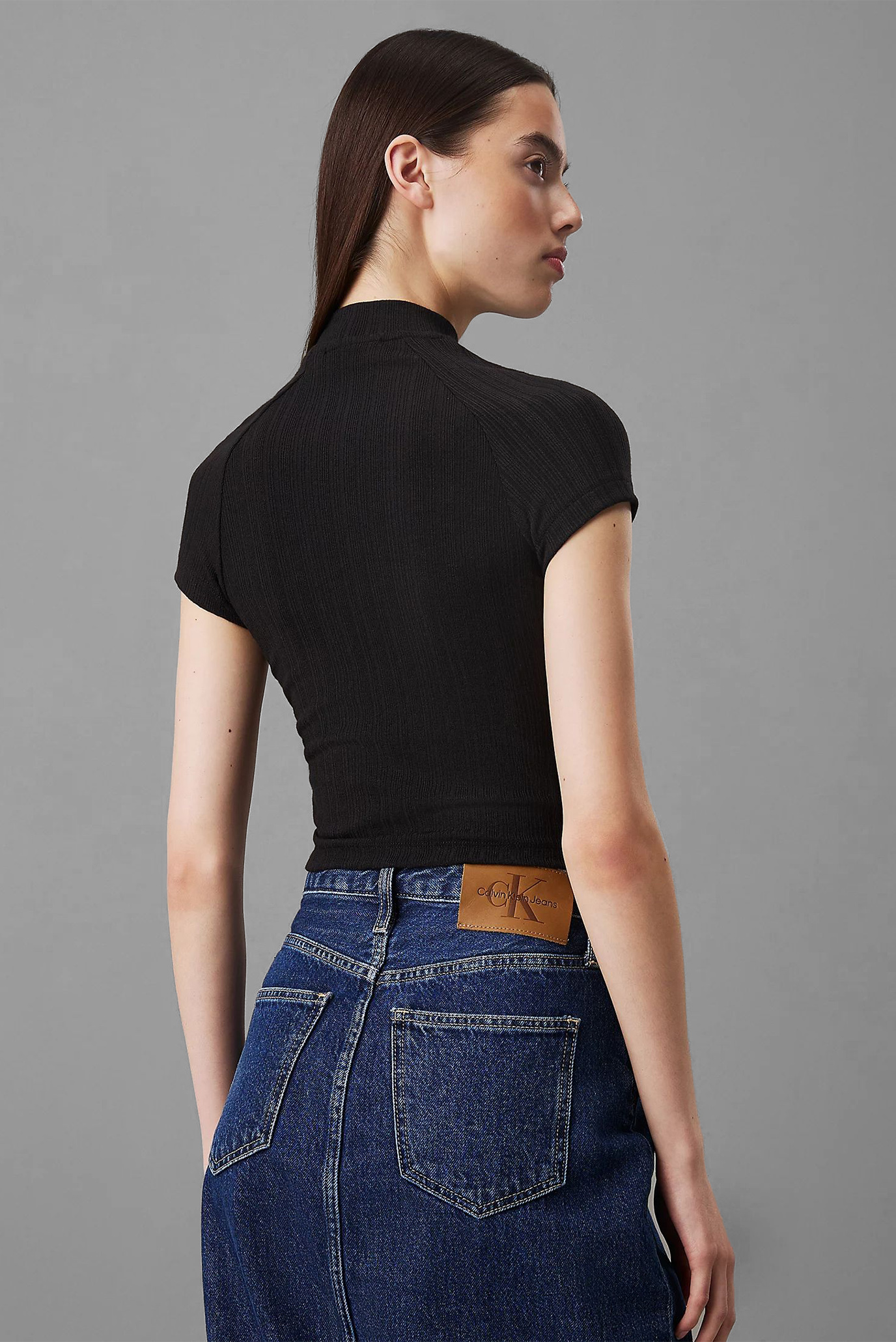 Женский черный топ WARM TEXTURE RIB MOCKNECK TOP 3