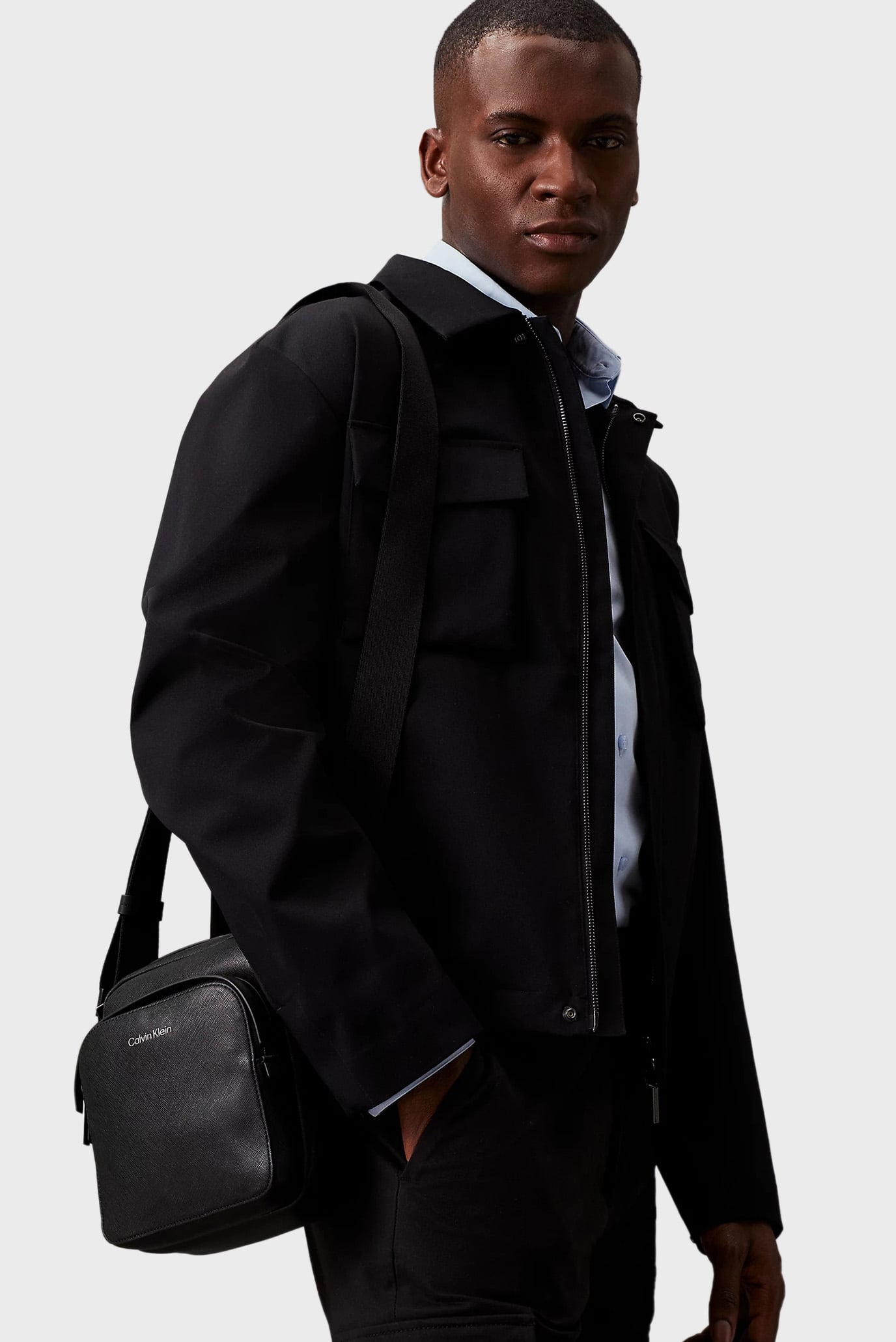 Мужская черная сумка CK MUST REPORTER S 2