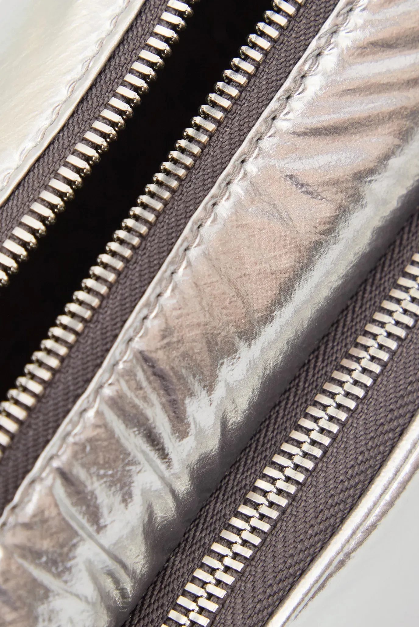 Сумка/POCKET SILVER NYLON SMALL BAG 6