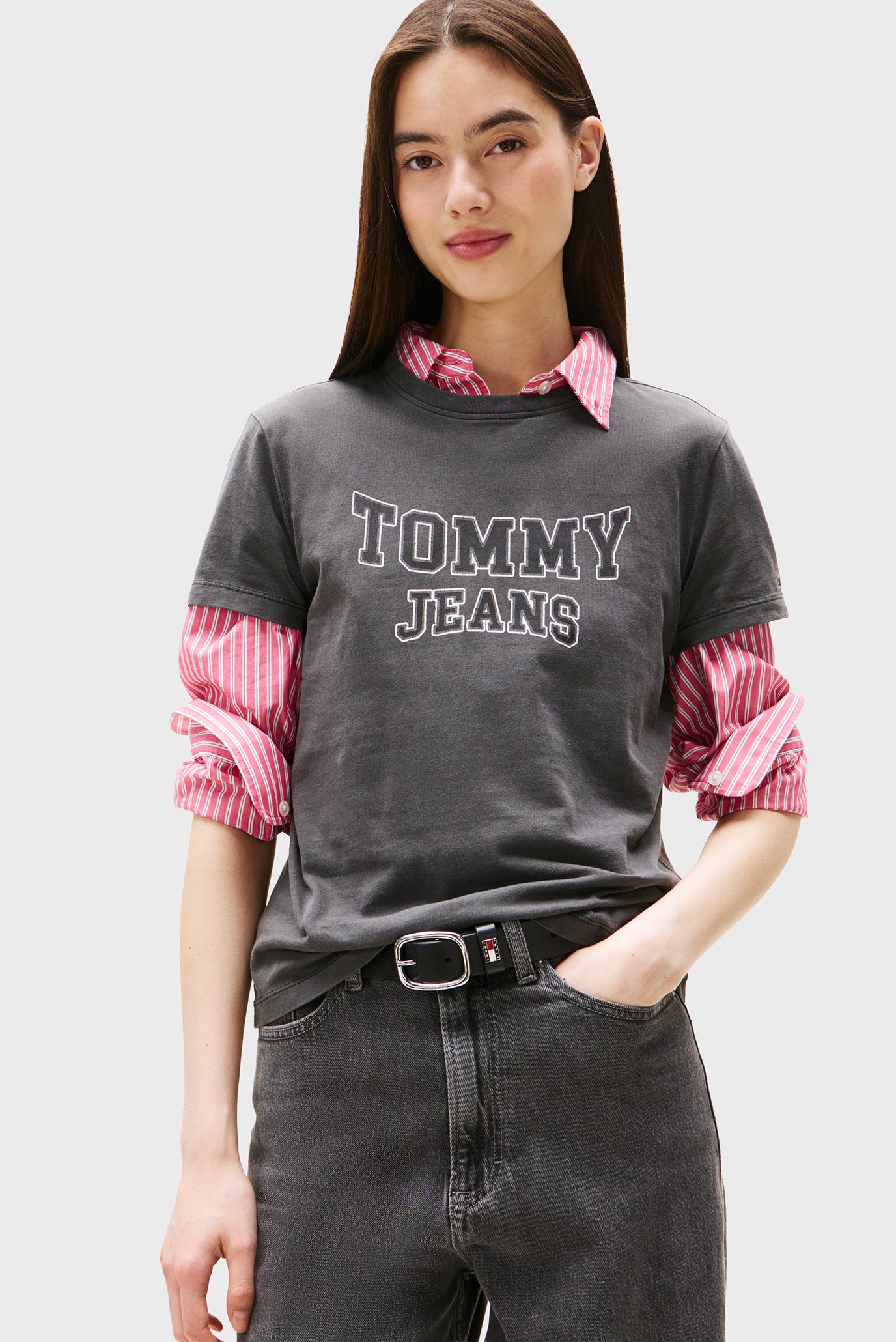 Футболка TJW REG VARSITY TEE EXT 1