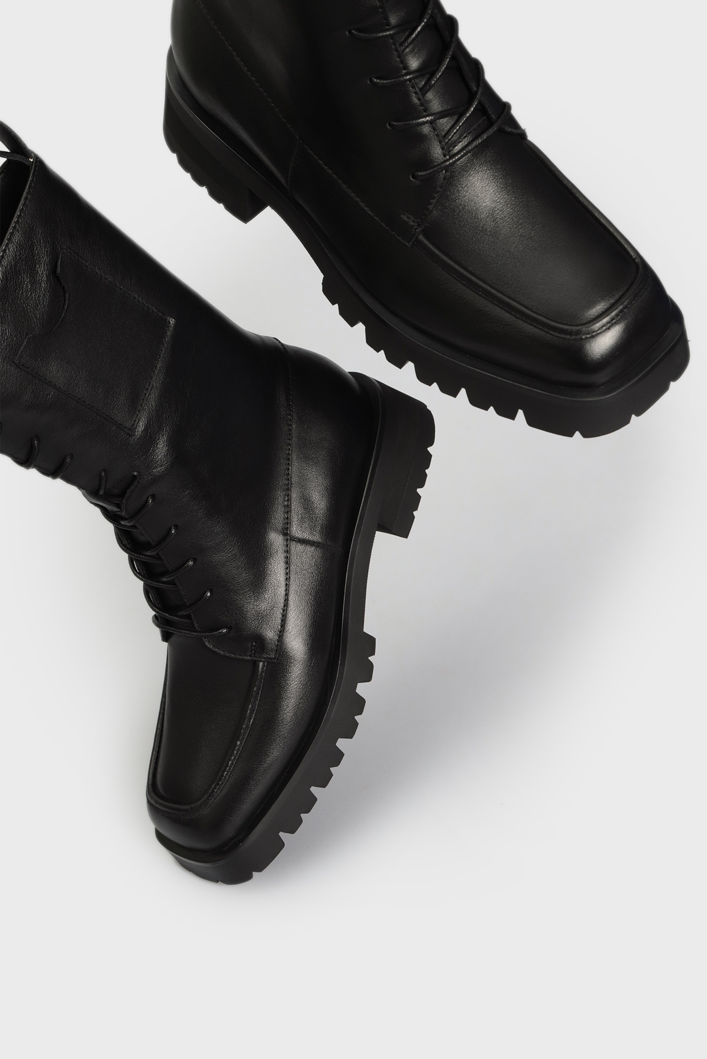 Женские черные кожаные ботинки Carysfort 2