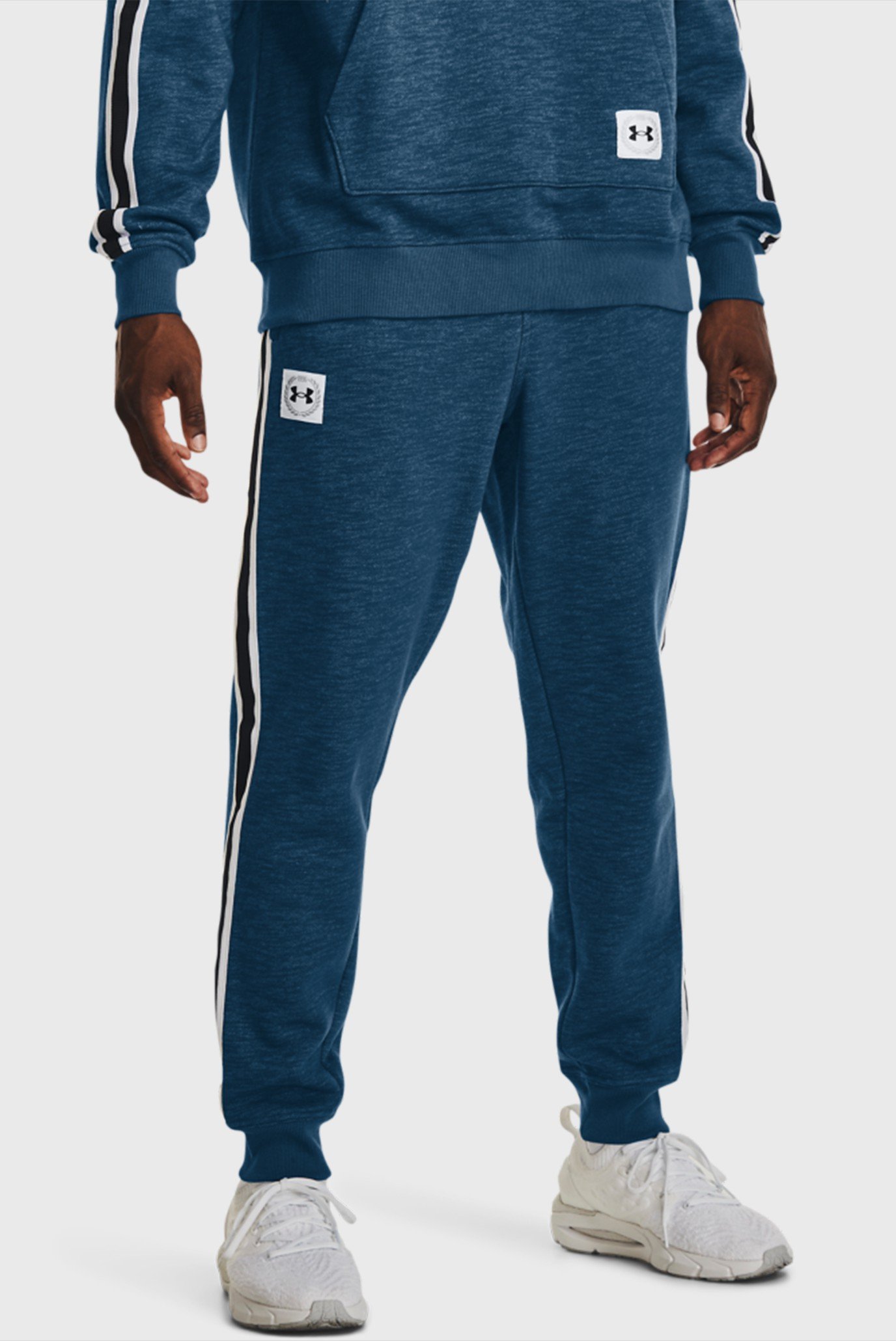 Мужские синие спортивные брюки UA Essential Heritge Flc Jgr-BLK 1