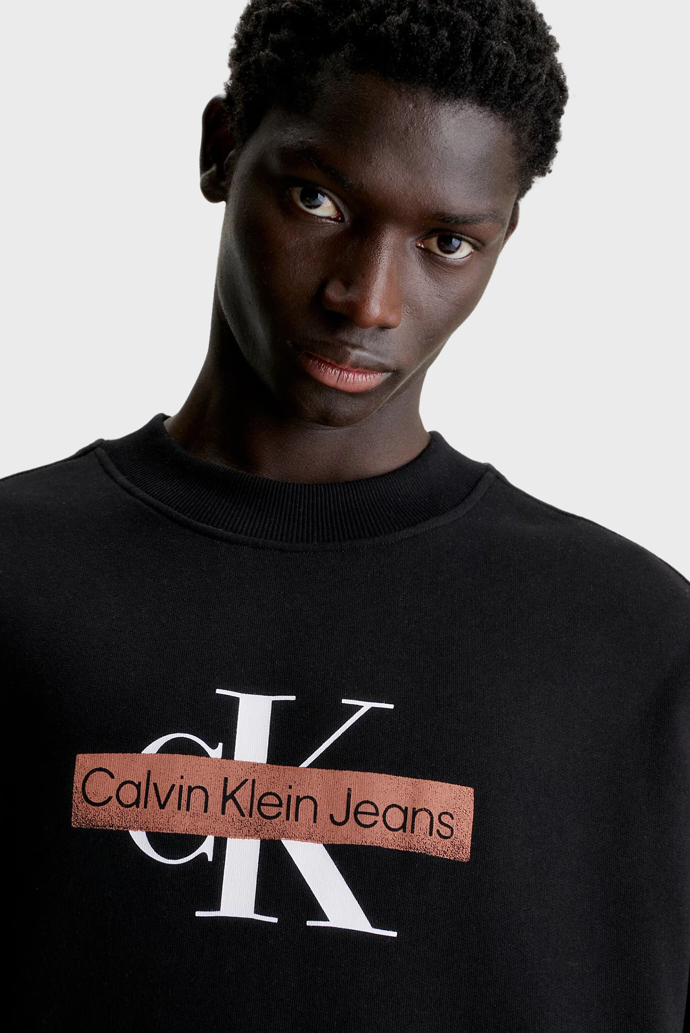 Свитшот MONOLOGO STENCIL CREW NECK 4