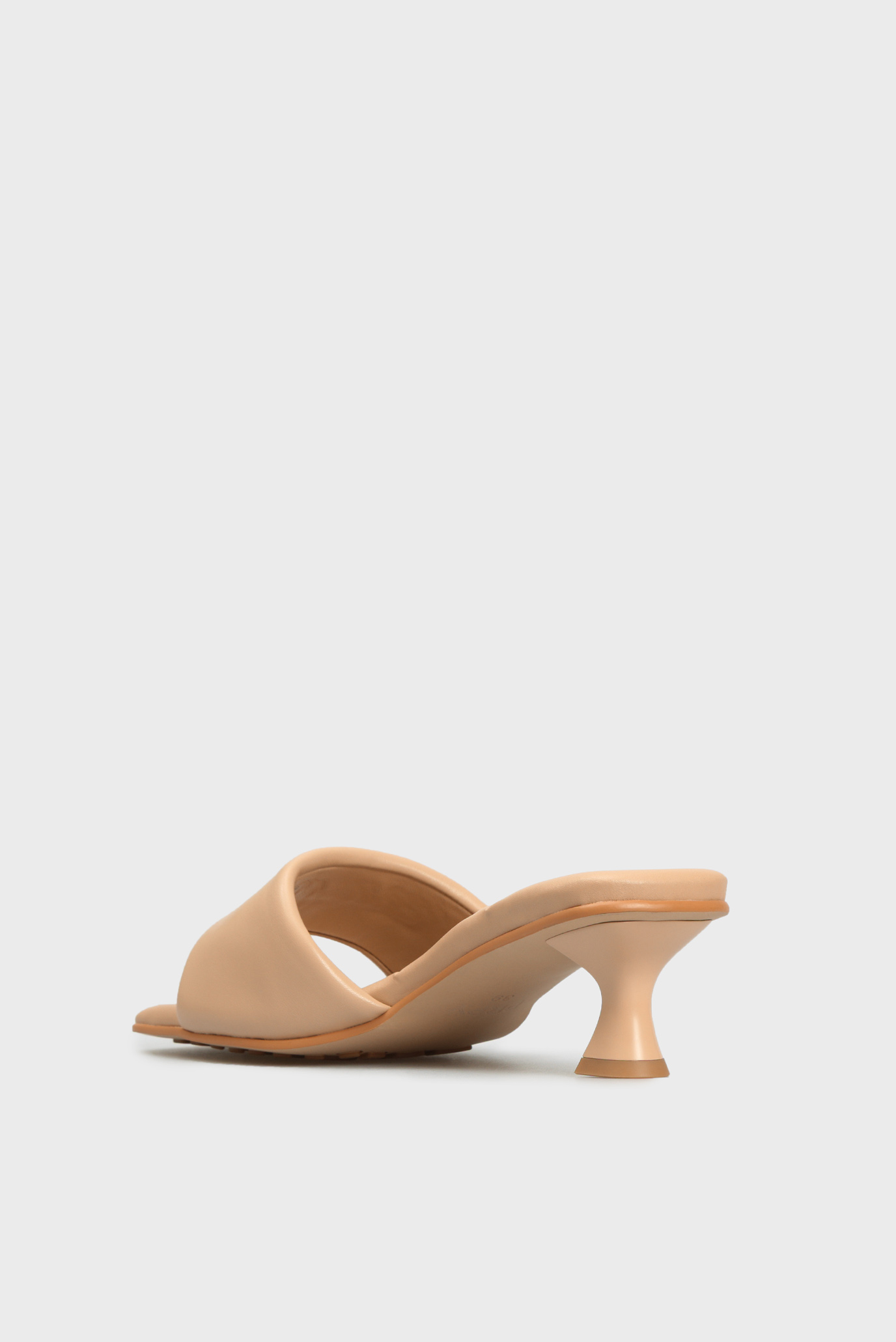 Женские бежевые кожаные мюли Florentia 9