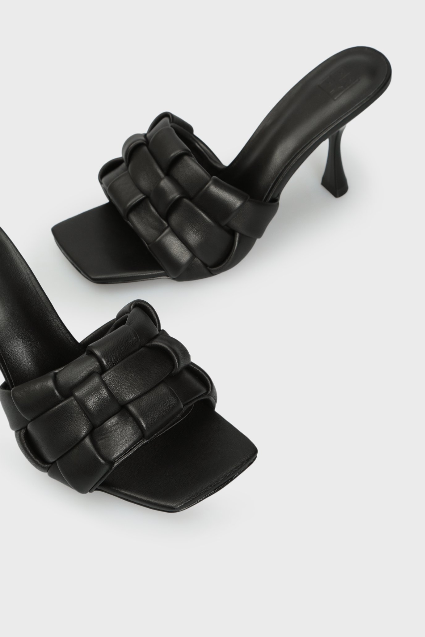 Женские черные кожаные мюли Ayla 2