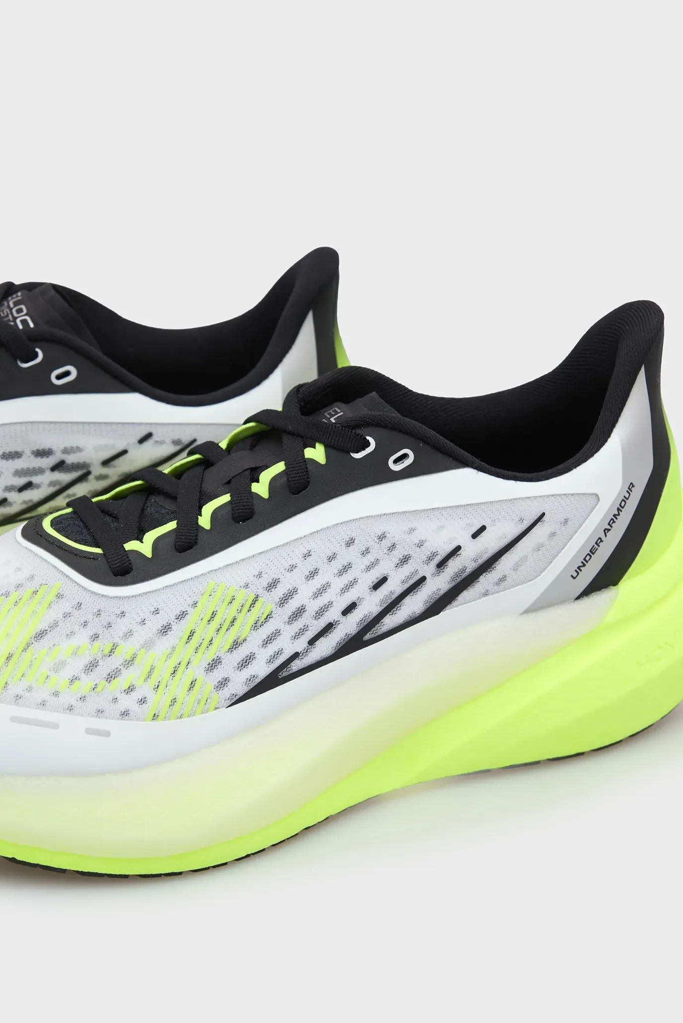 Кроссовки UA Velociti Distance 2