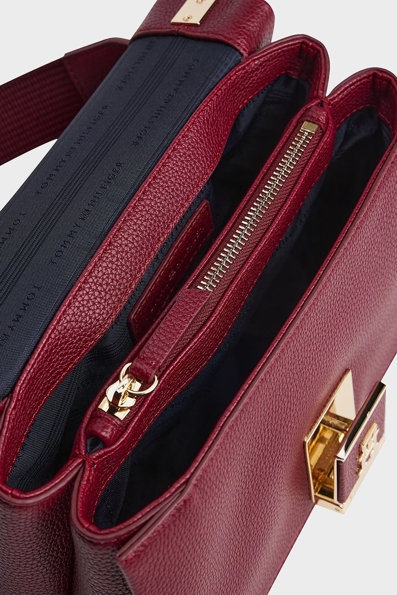 Сумка TH HER MED CROSSOVER 5